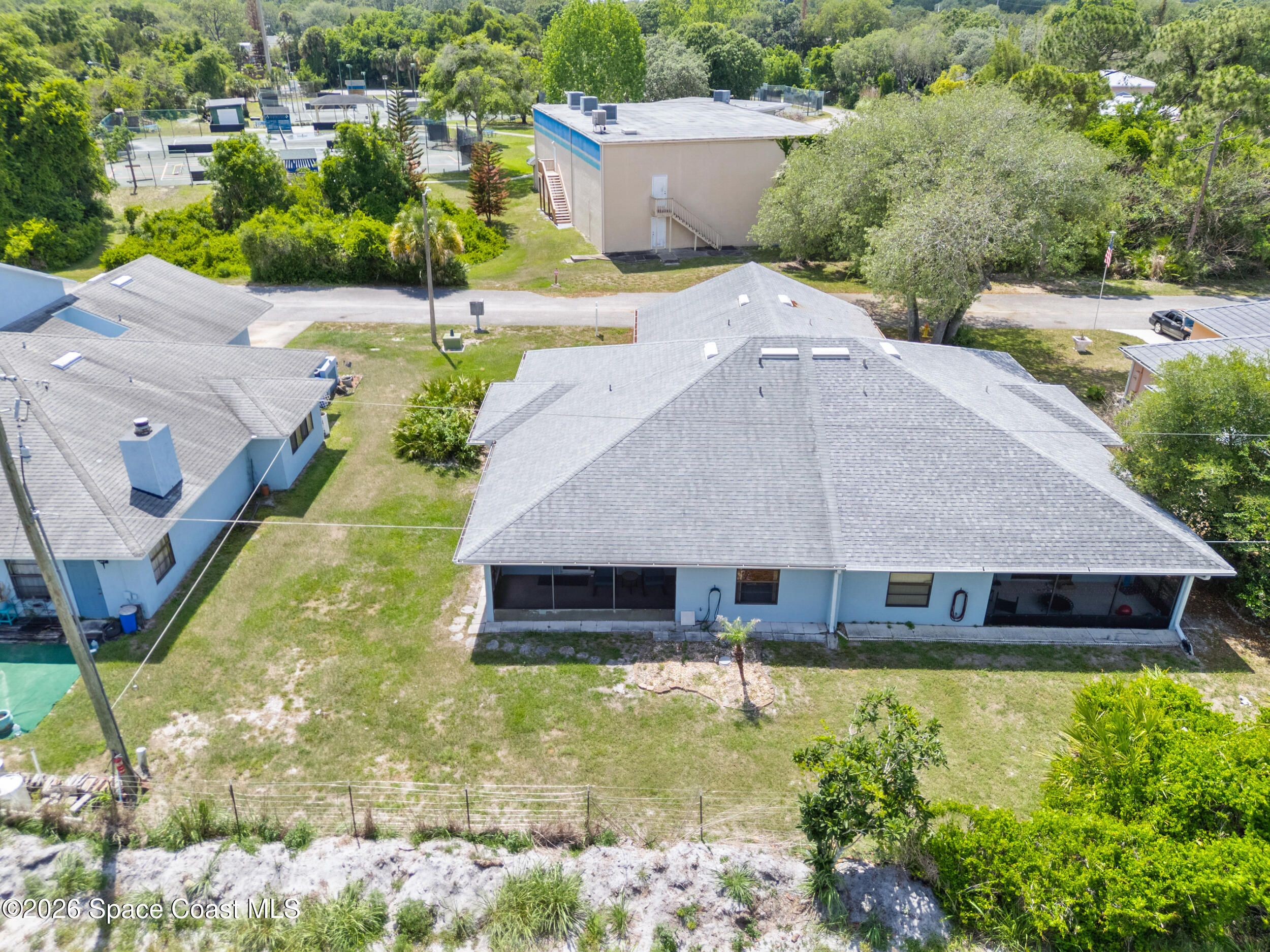 3745 Canberra Court Property Photo 28