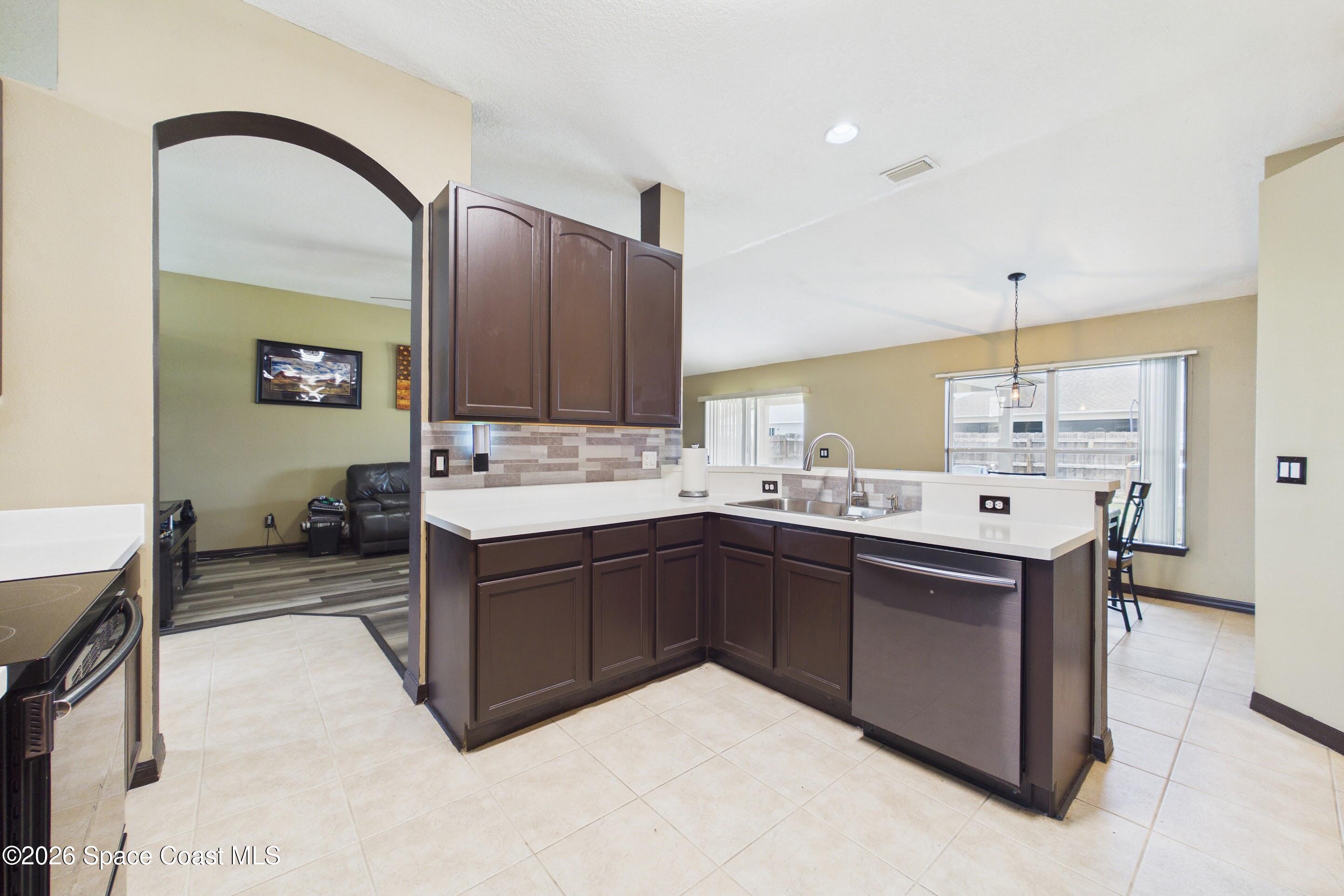 567 Mimosa Street Sw Property Photo 28