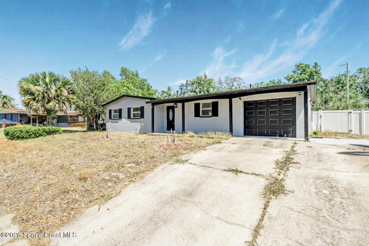 850 Karen Drive Property Photo 1