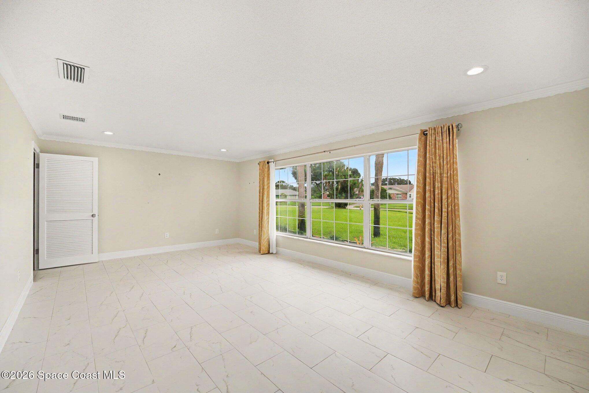 3130 Saunders Place Property Photo 5
