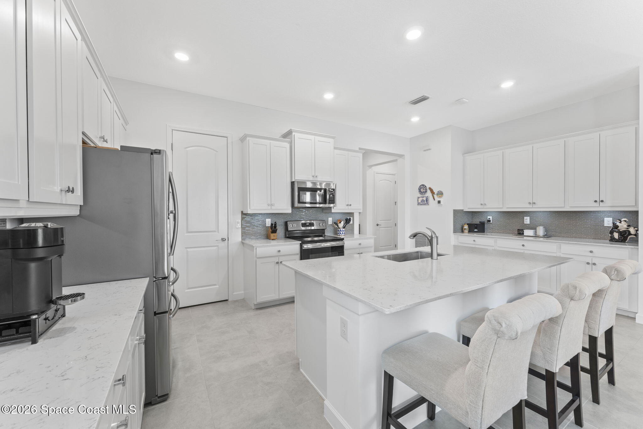 2372 Great Belt Circle Property Photo 8