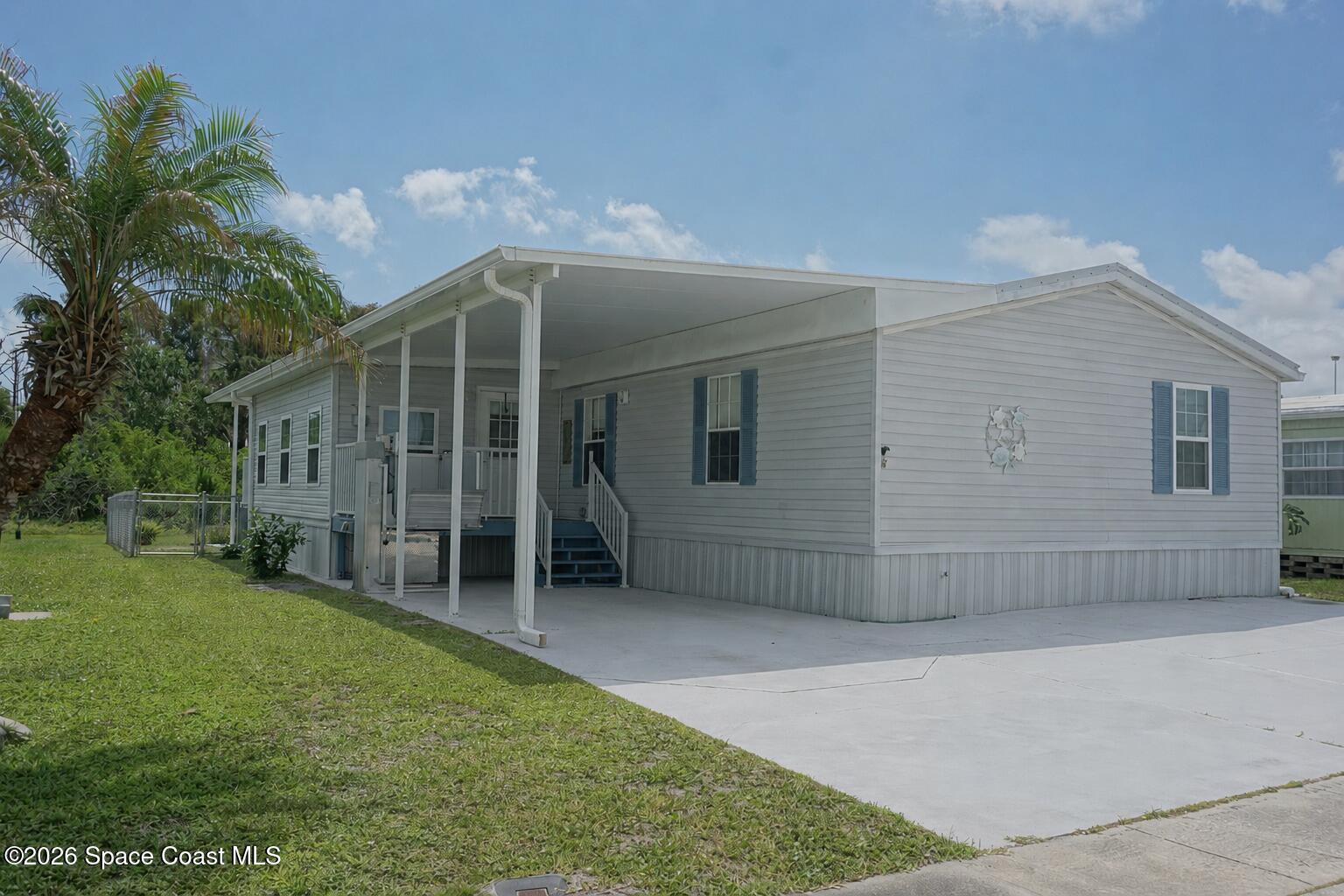 1819 Seagrape Street NE Property Photo 1
