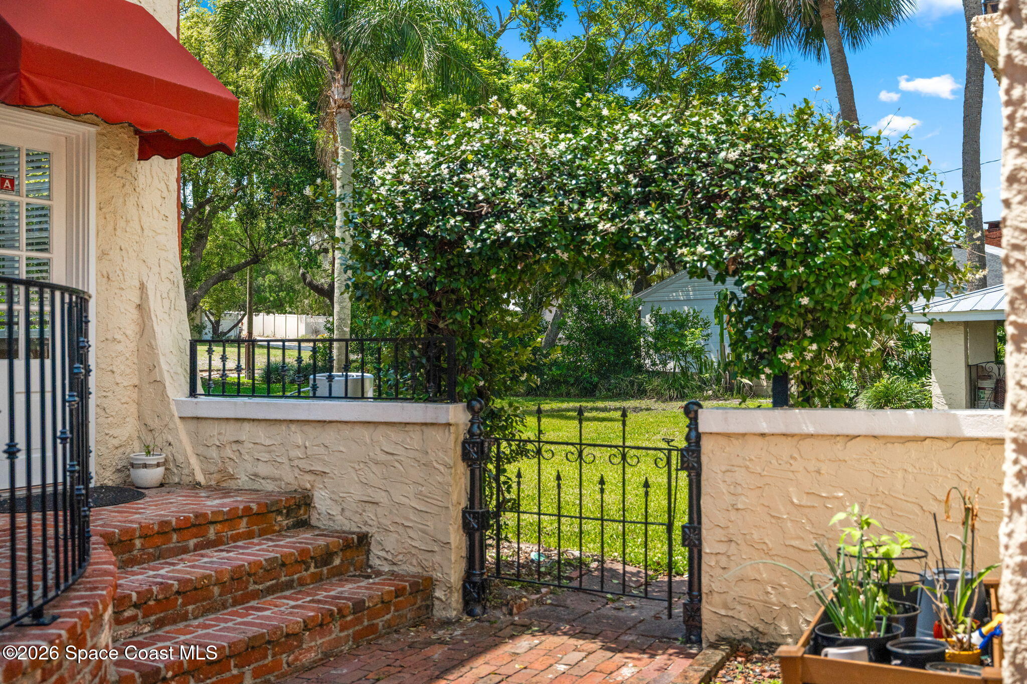 2105 Mac Farland Drive Property Photo 10