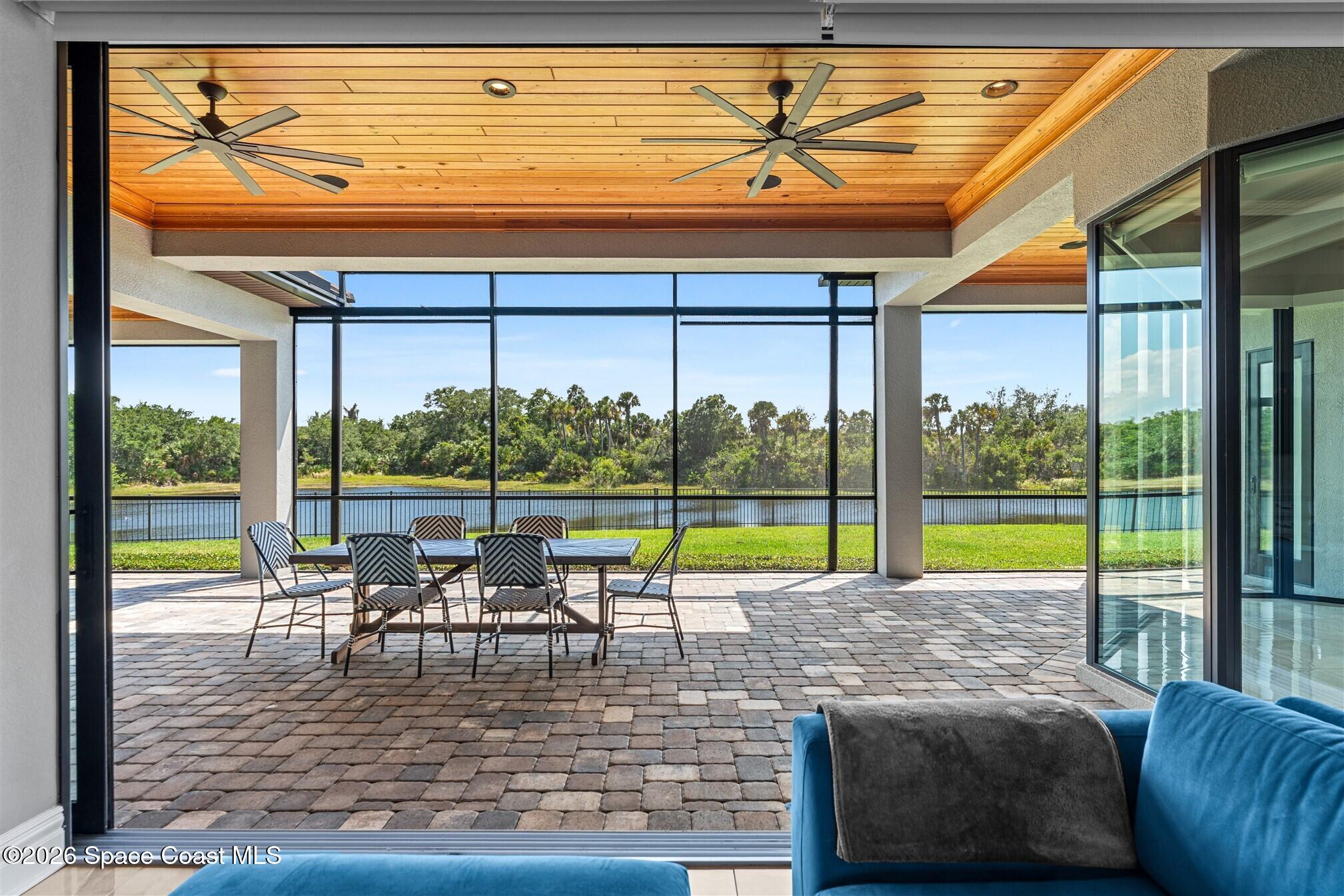 4696 Tea Tree Court Property Photo 19