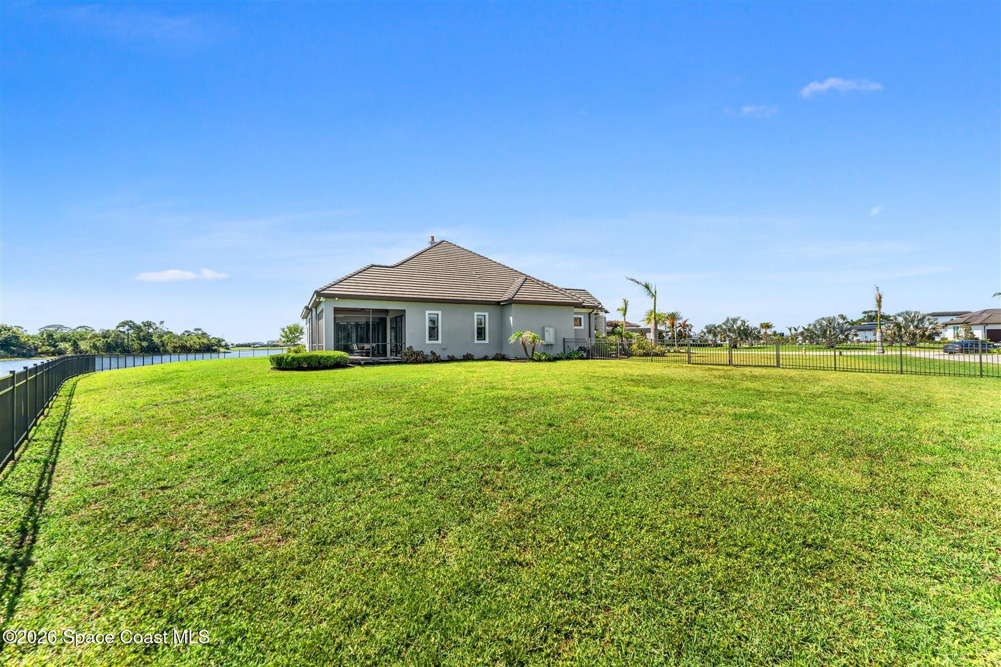 4696 Tea Tree Court Property Photo 27