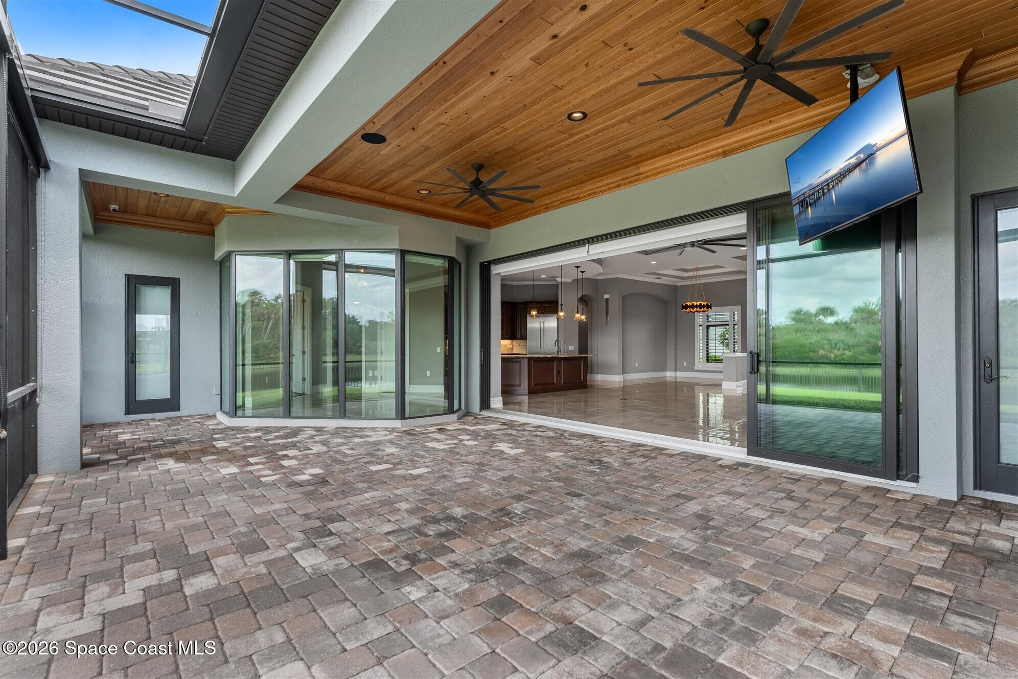 4696 Tea Tree Court Property Photo 94