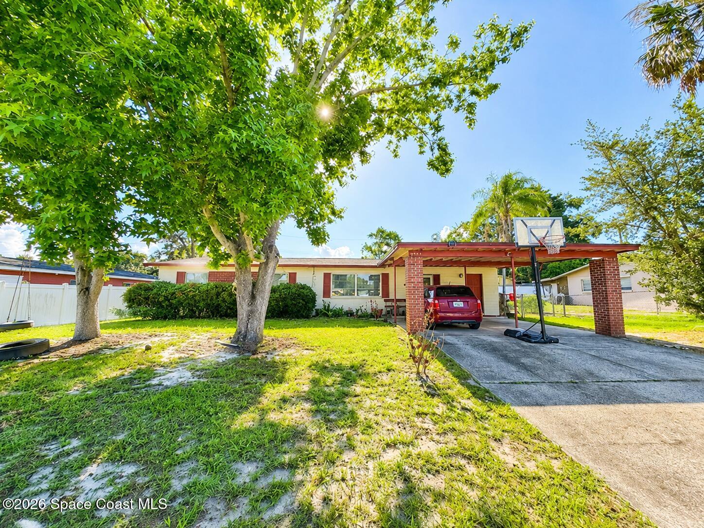 4345 Elliot Avenue Property Photo 1