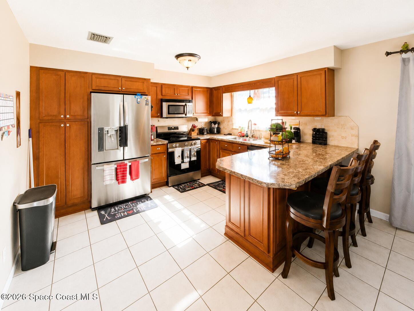 4345 Elliot Avenue Property Photo 5