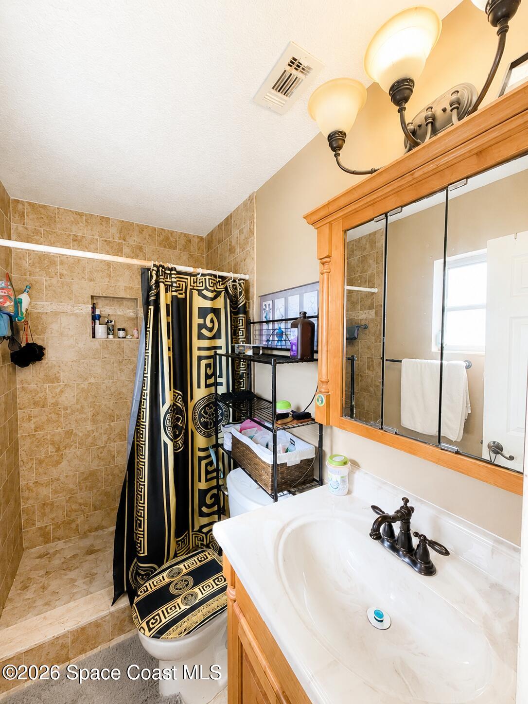 4345 Elliot Avenue Property Photo 8