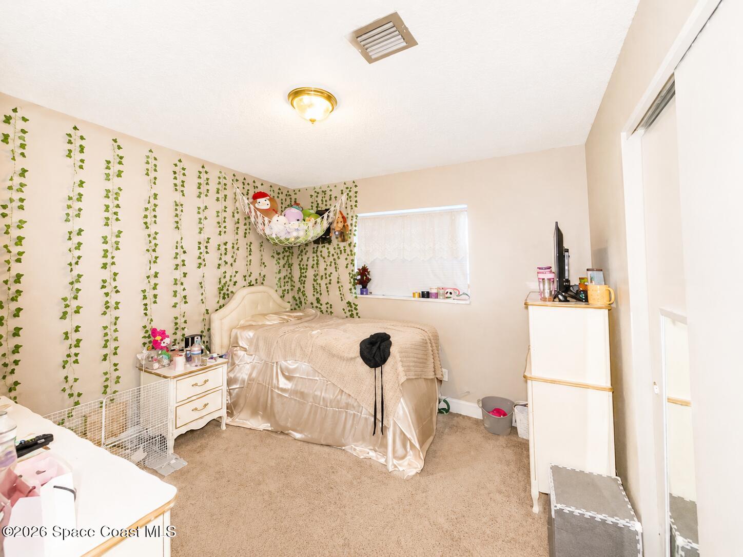 4345 Elliot Avenue Property Photo 9