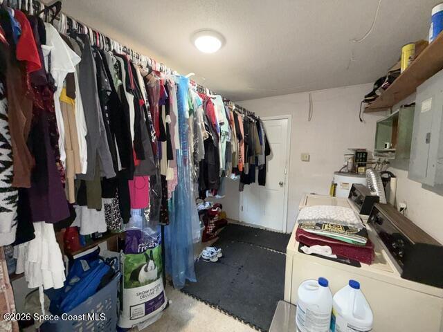 4345 Elliot Avenue Property Photo 13