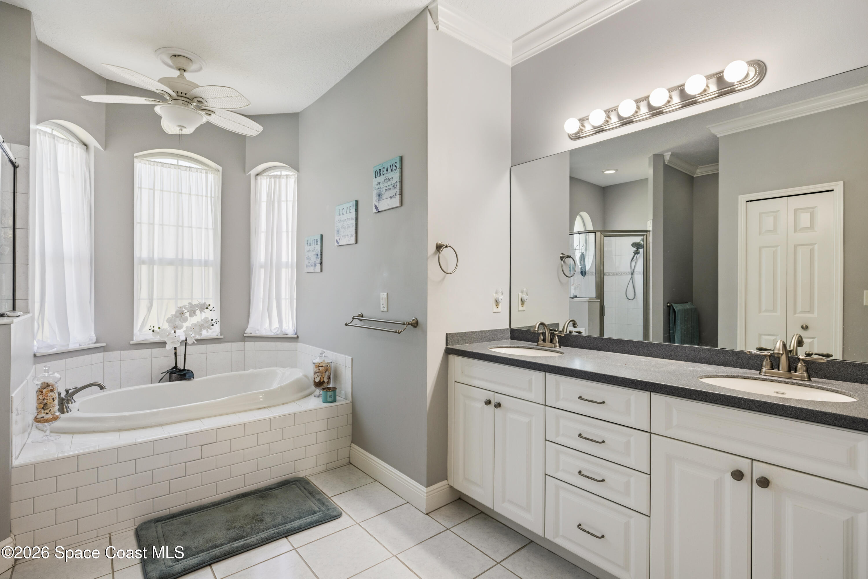 5828 Pine Ridge Circle Property Photo 10
