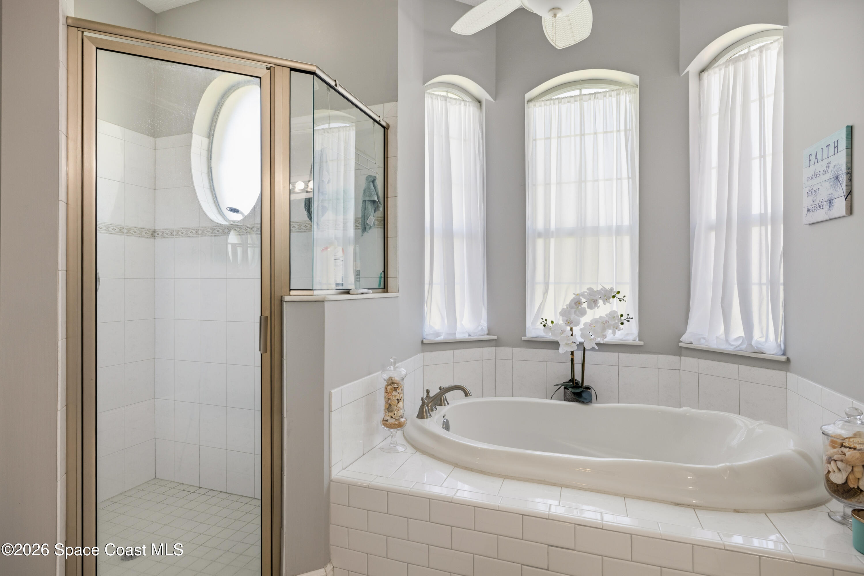 5828 Pine Ridge Circle Property Photo 11