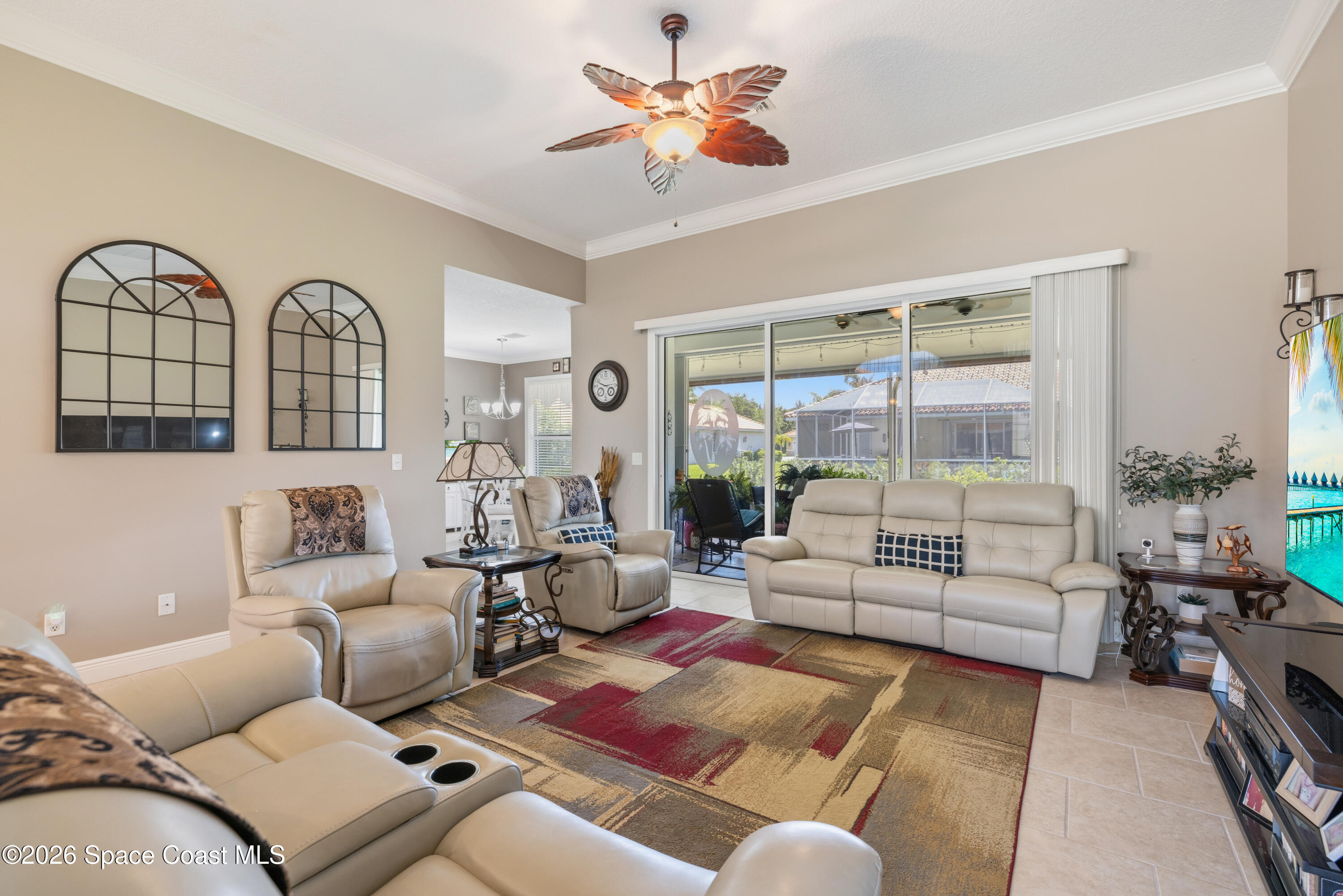 5828 Pine Ridge Circle Property Photo 13