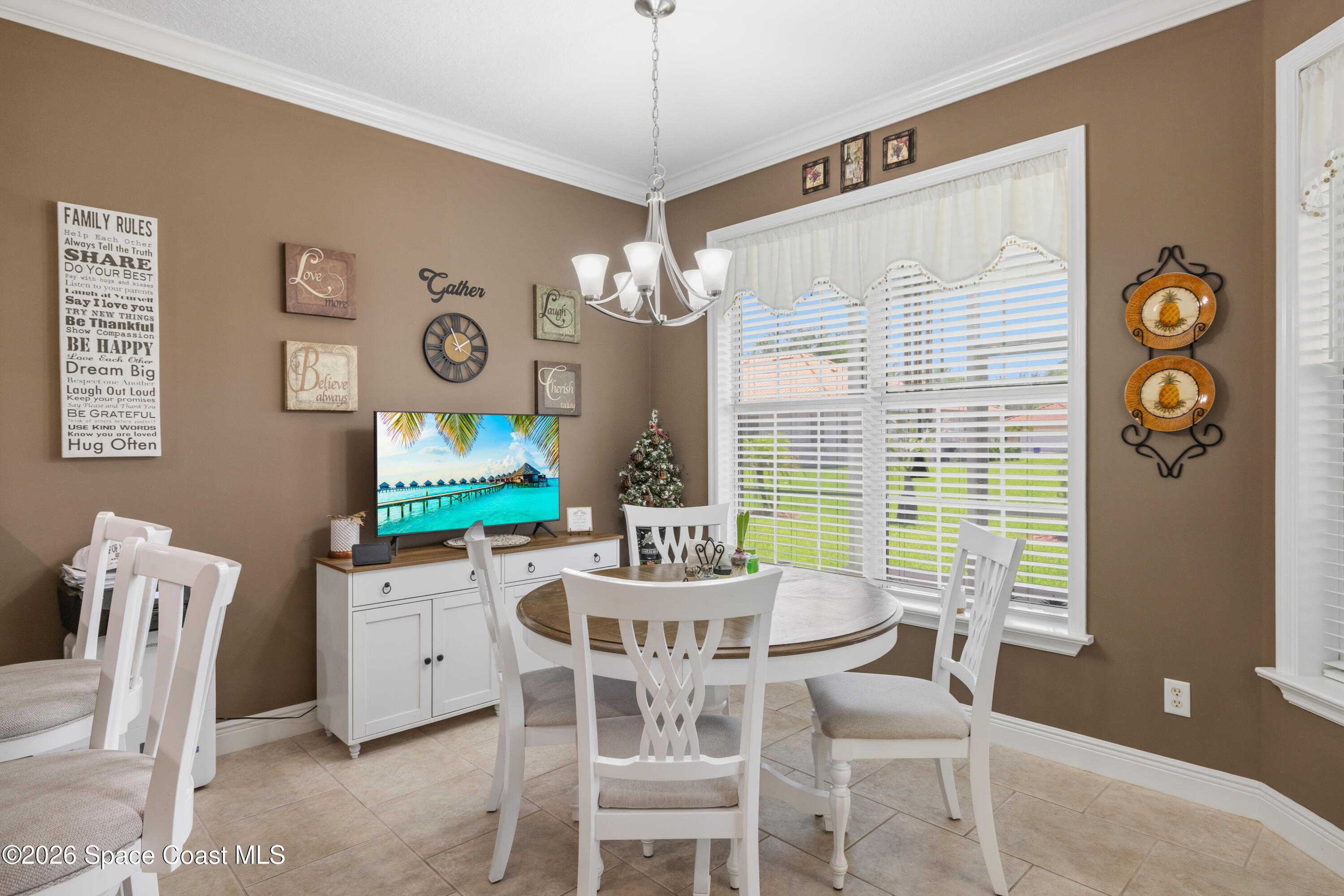 5828 Pine Ridge Circle Property Photo 27