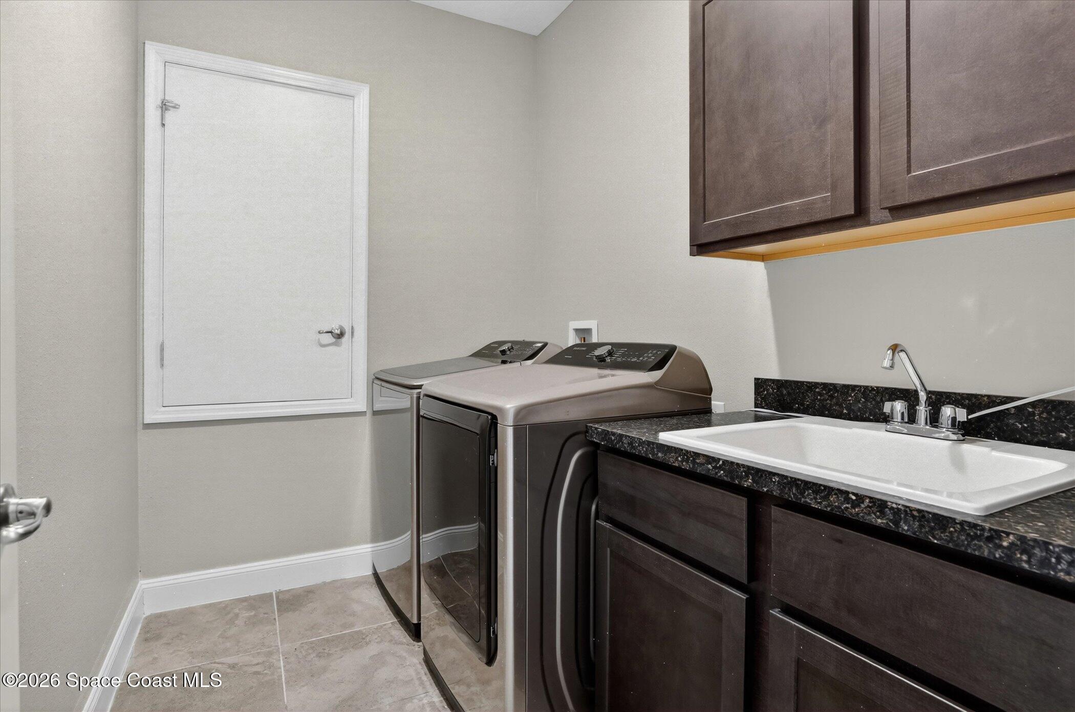 4690 Hebron Drive Property Photo 17