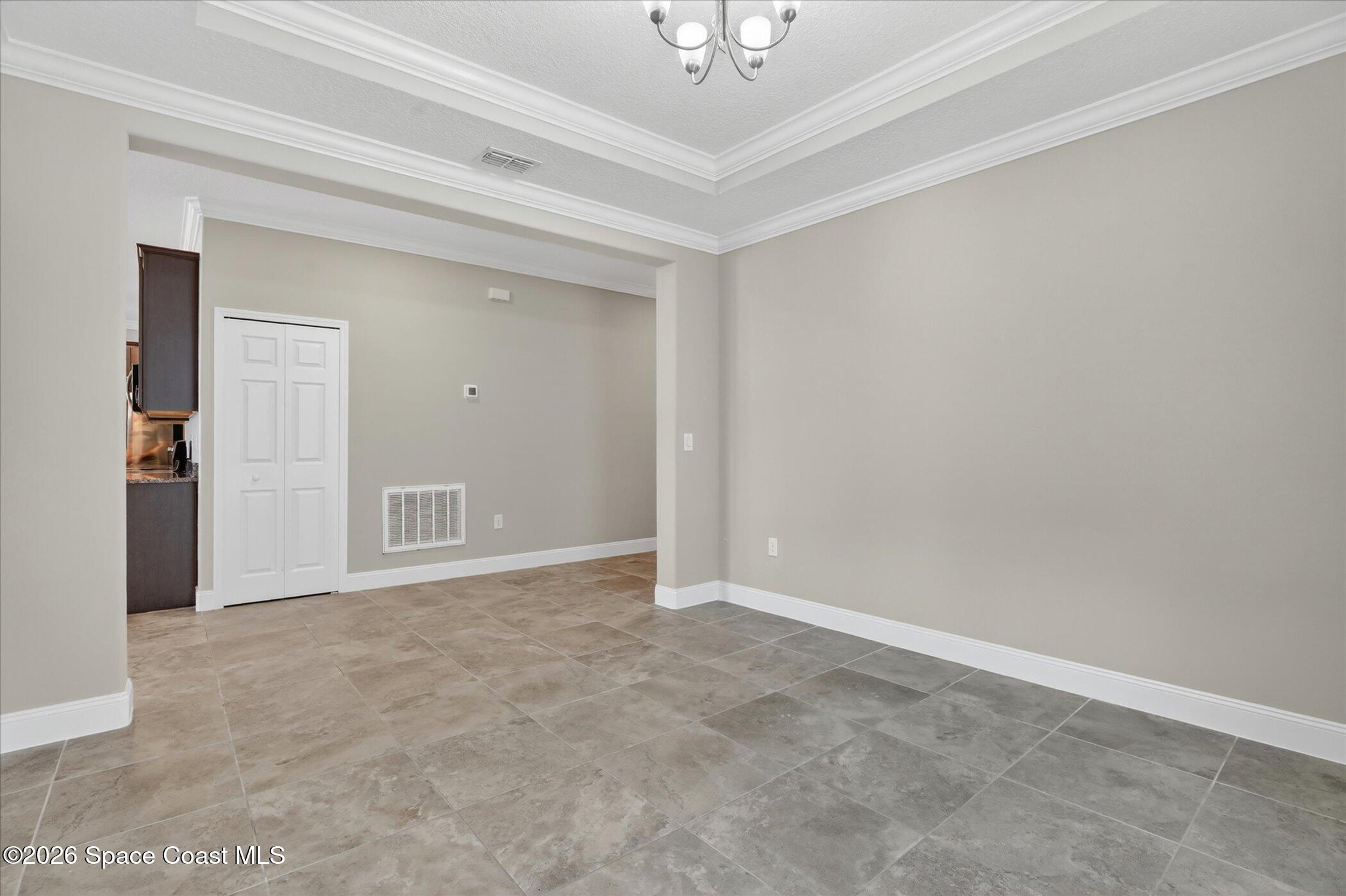 4690 Hebron Drive Property Photo 25