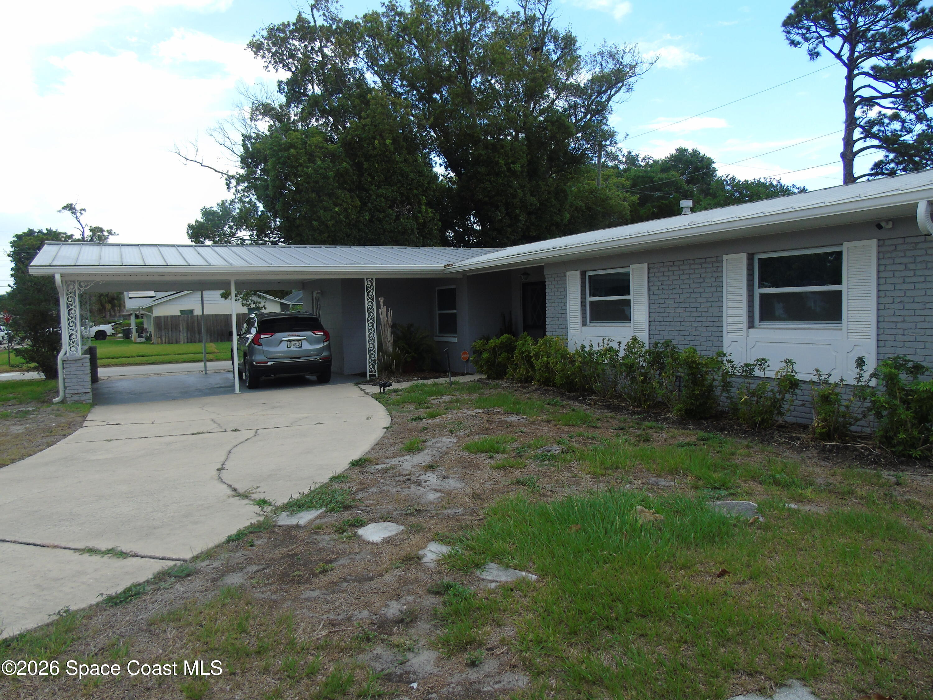 1708 Golfview Drive Property Photo 1