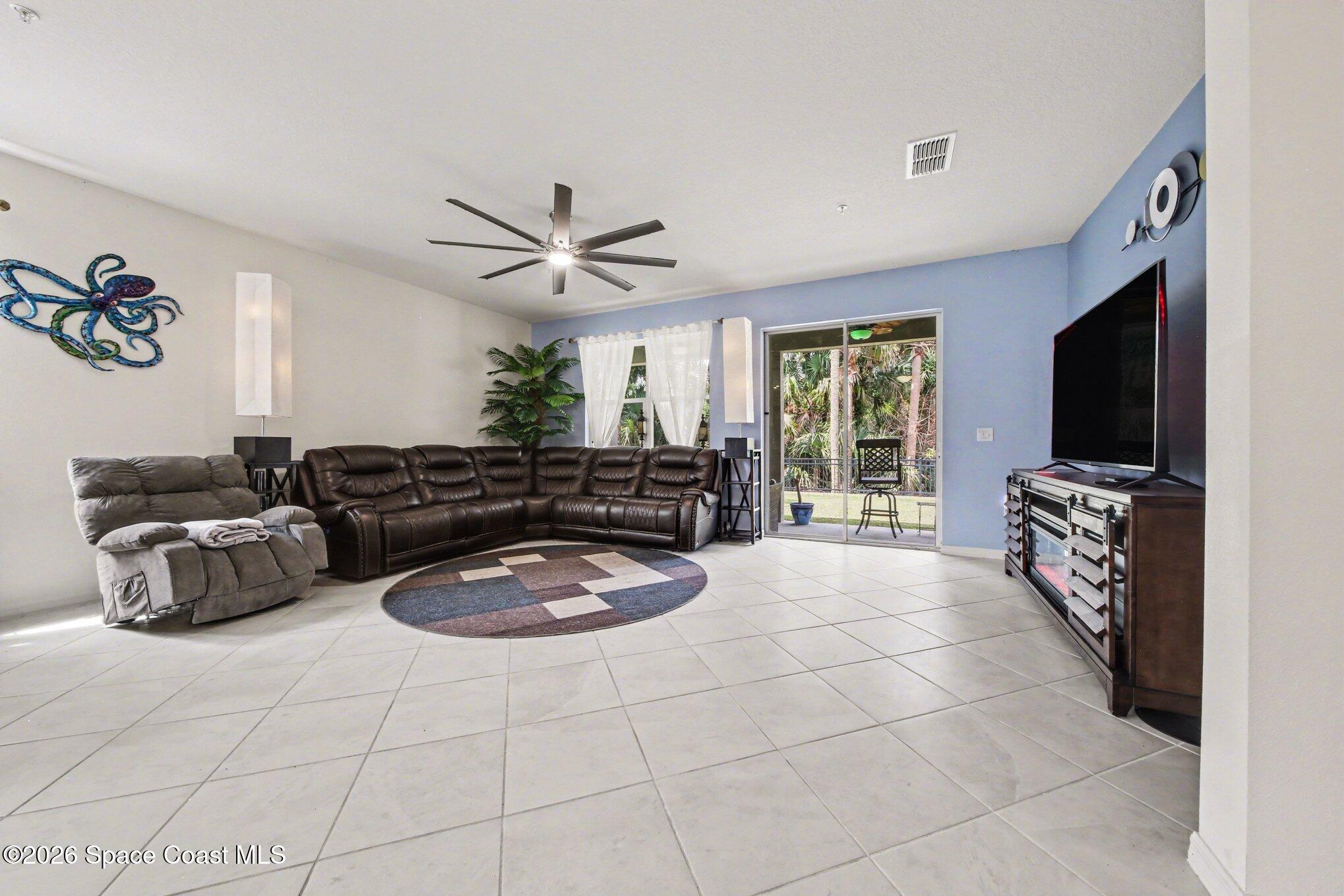 7646 Turchetta Court Property Photo 4