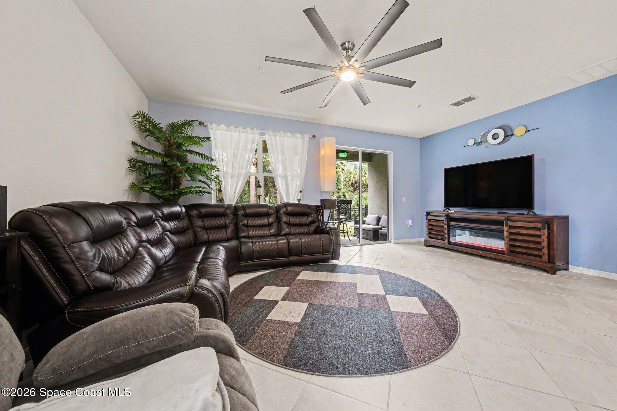 7646 Turchetta Court Property Photo 5