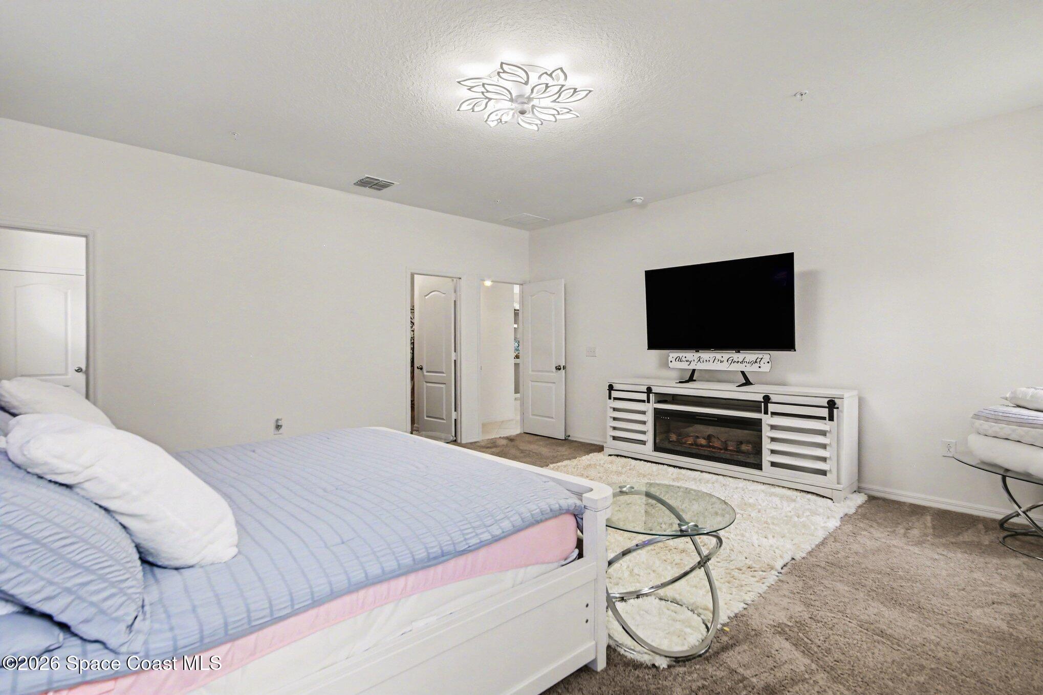 7646 Turchetta Court Property Photo 11
