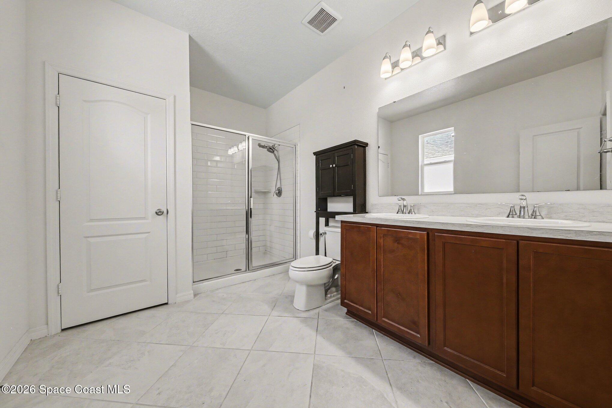 7646 Turchetta Court Property Photo 18