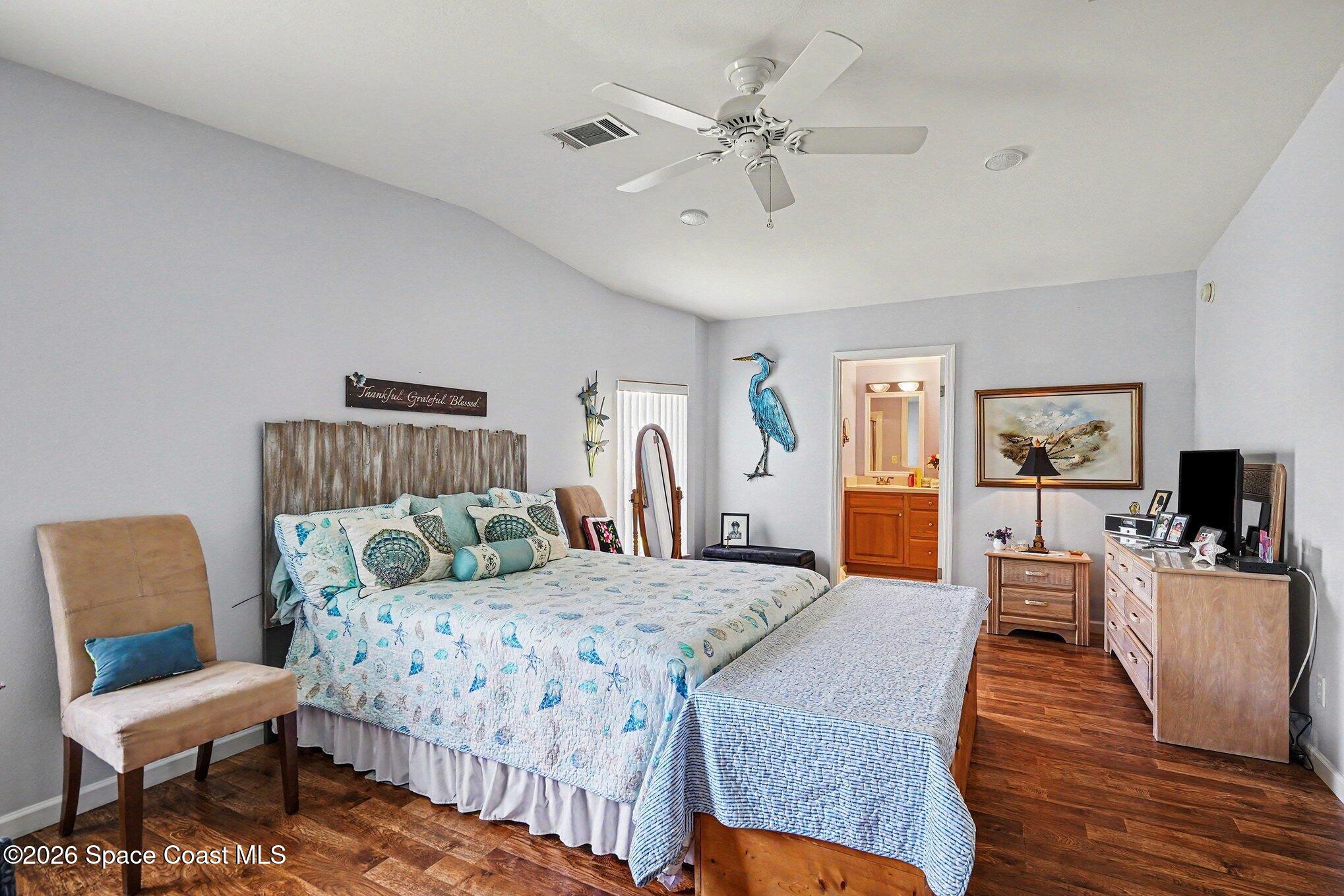 354 Outer Drive Property Photo 12