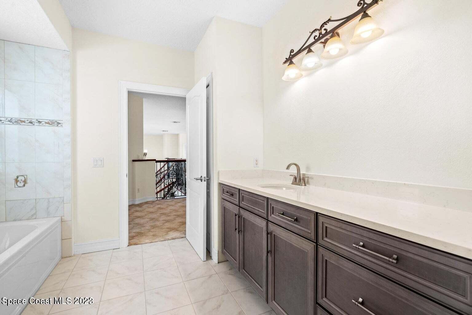 9235 Babcock Street Se Property Photo 21