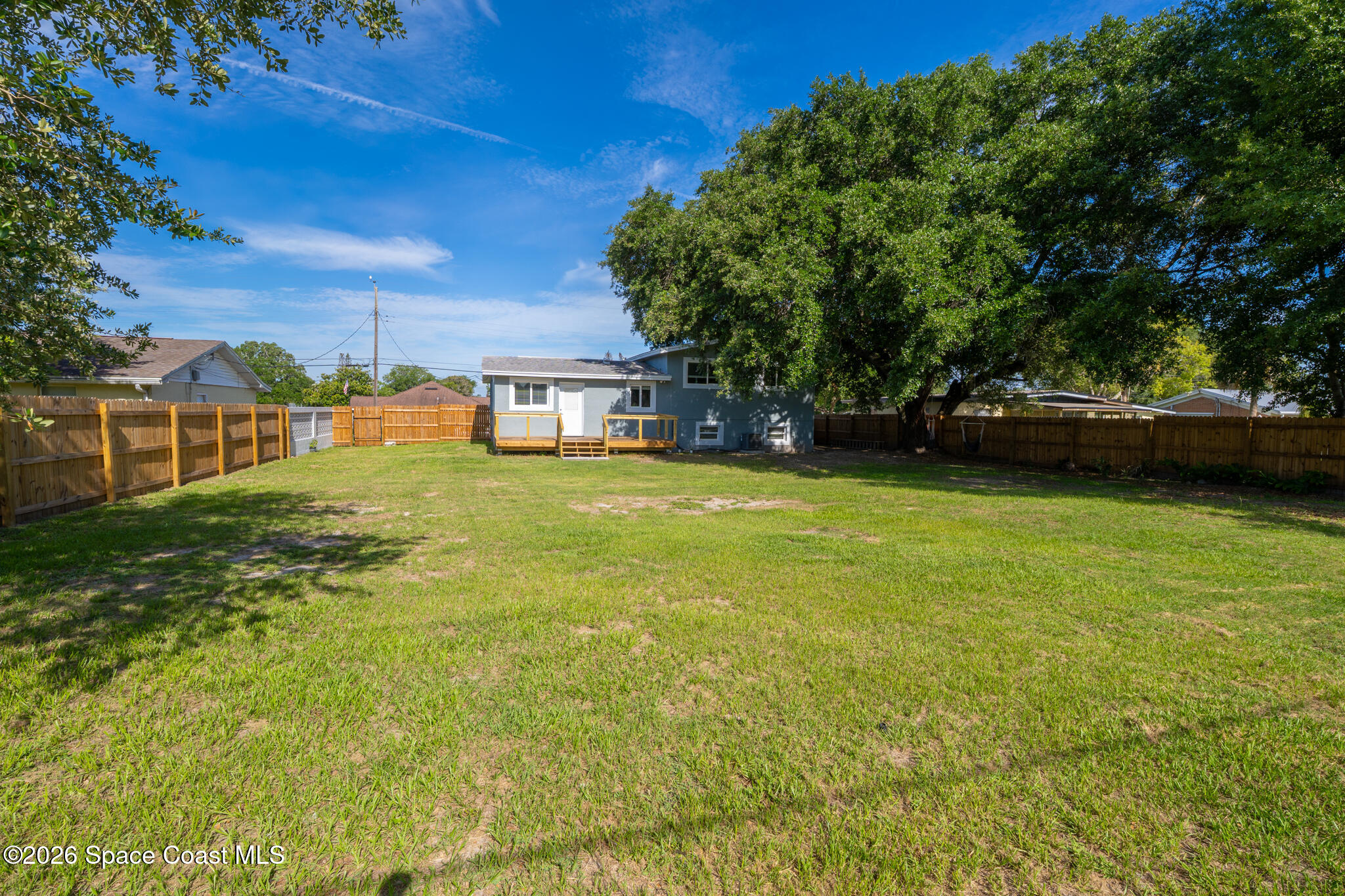 521 Fern Avenue Property Photo 6