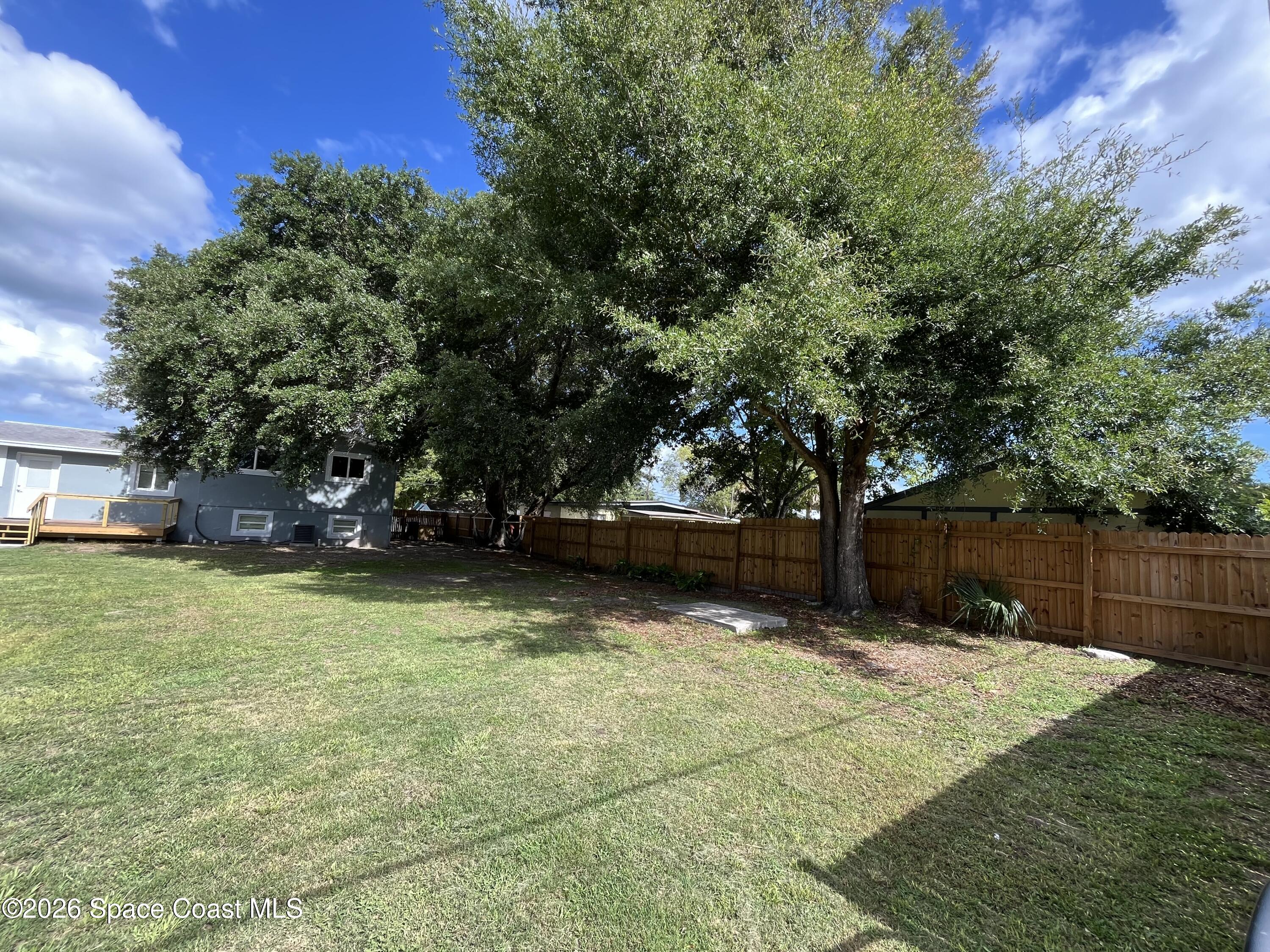 521 Fern Avenue Property Photo 7