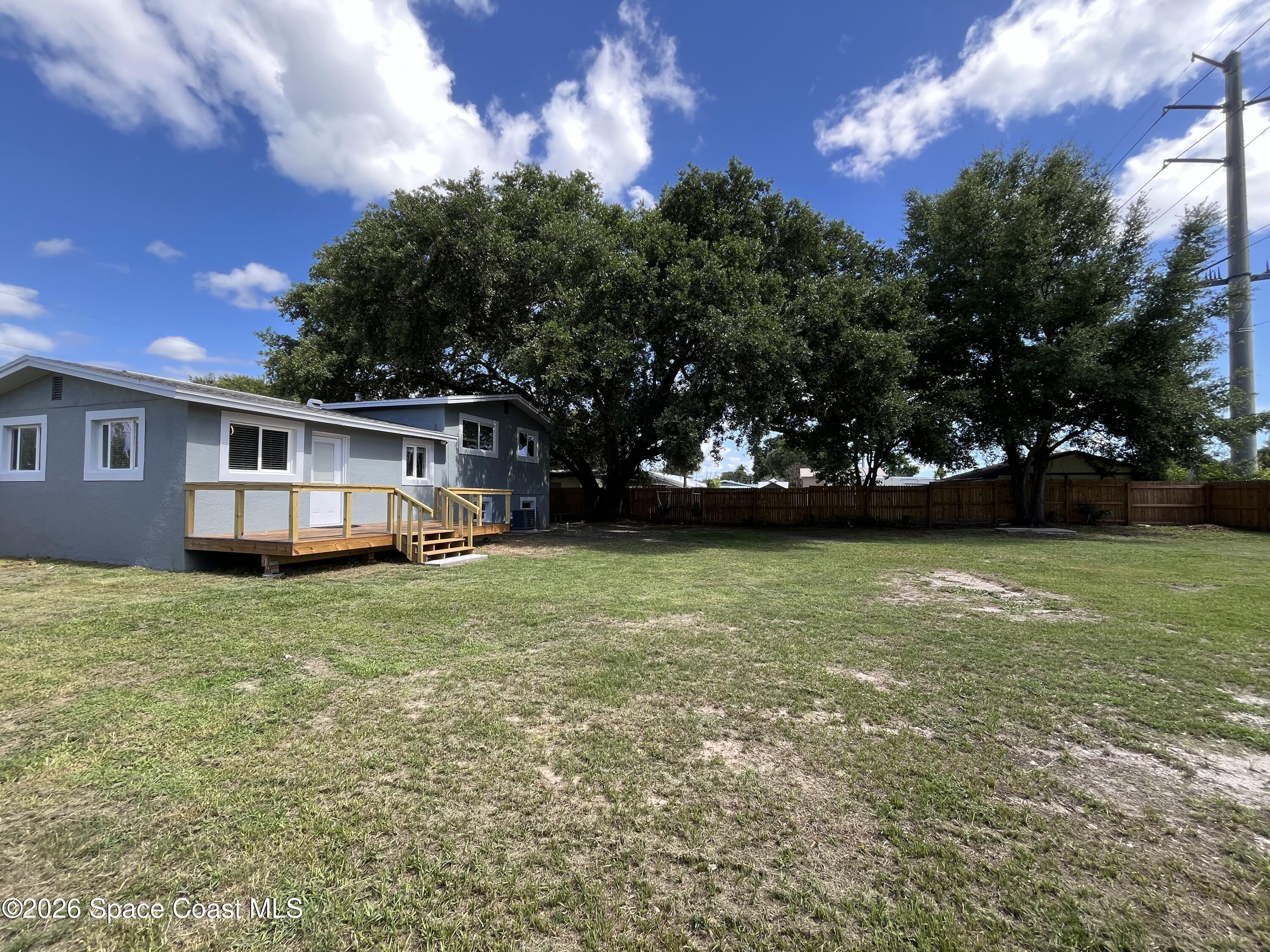 521 Fern Avenue Property Photo 9