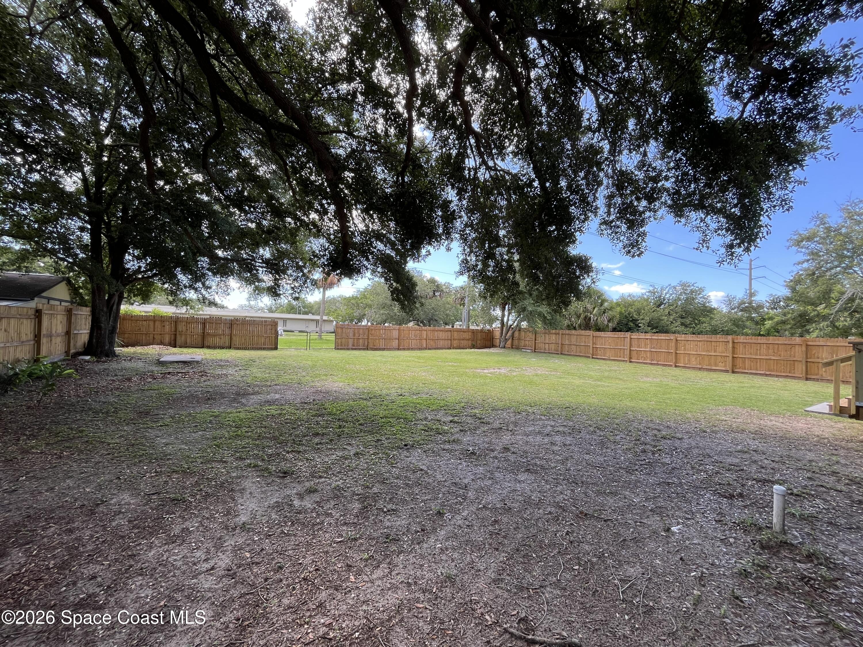 521 Fern Avenue Property Photo 10