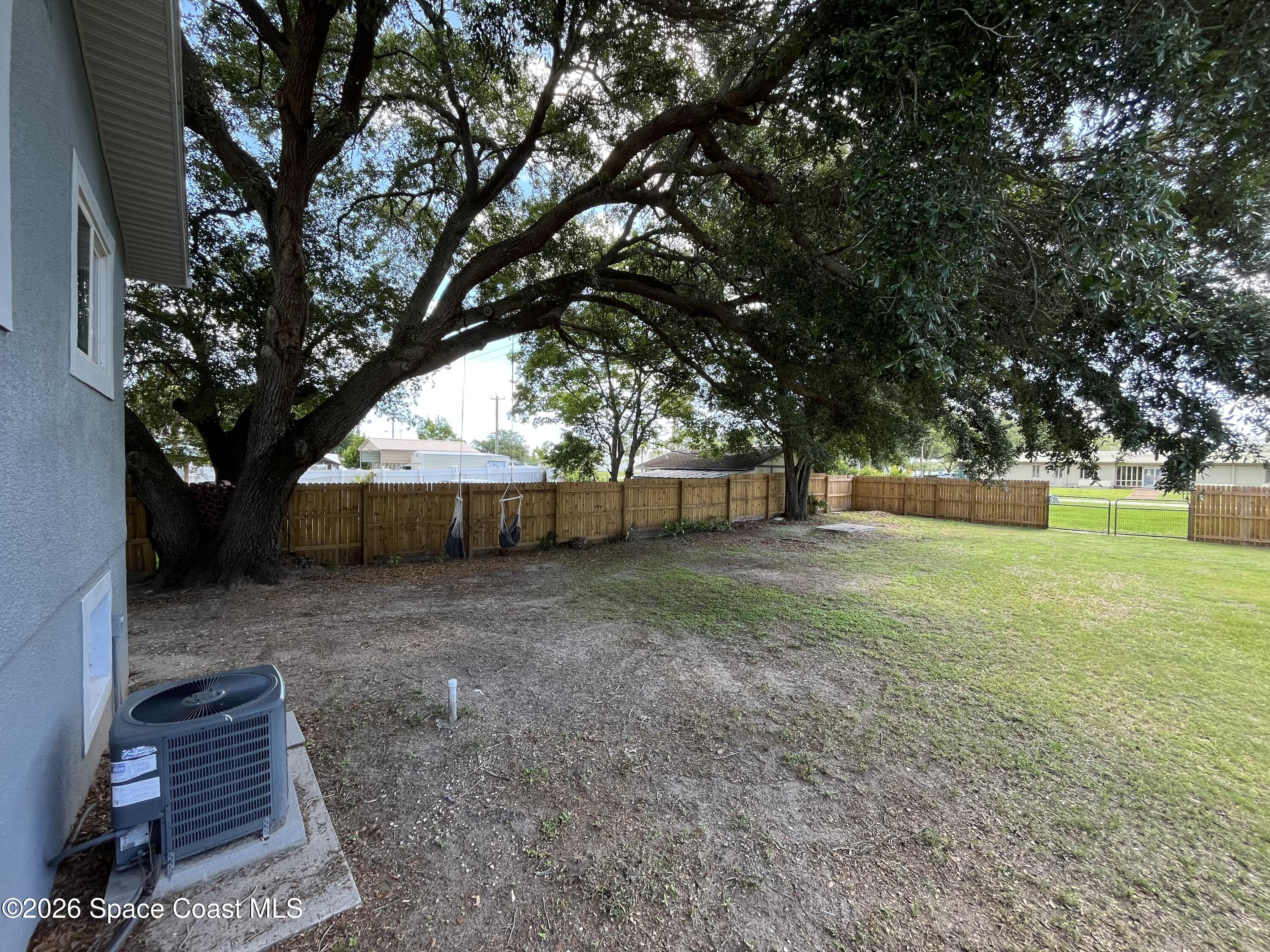 521 Fern Avenue Property Photo 11