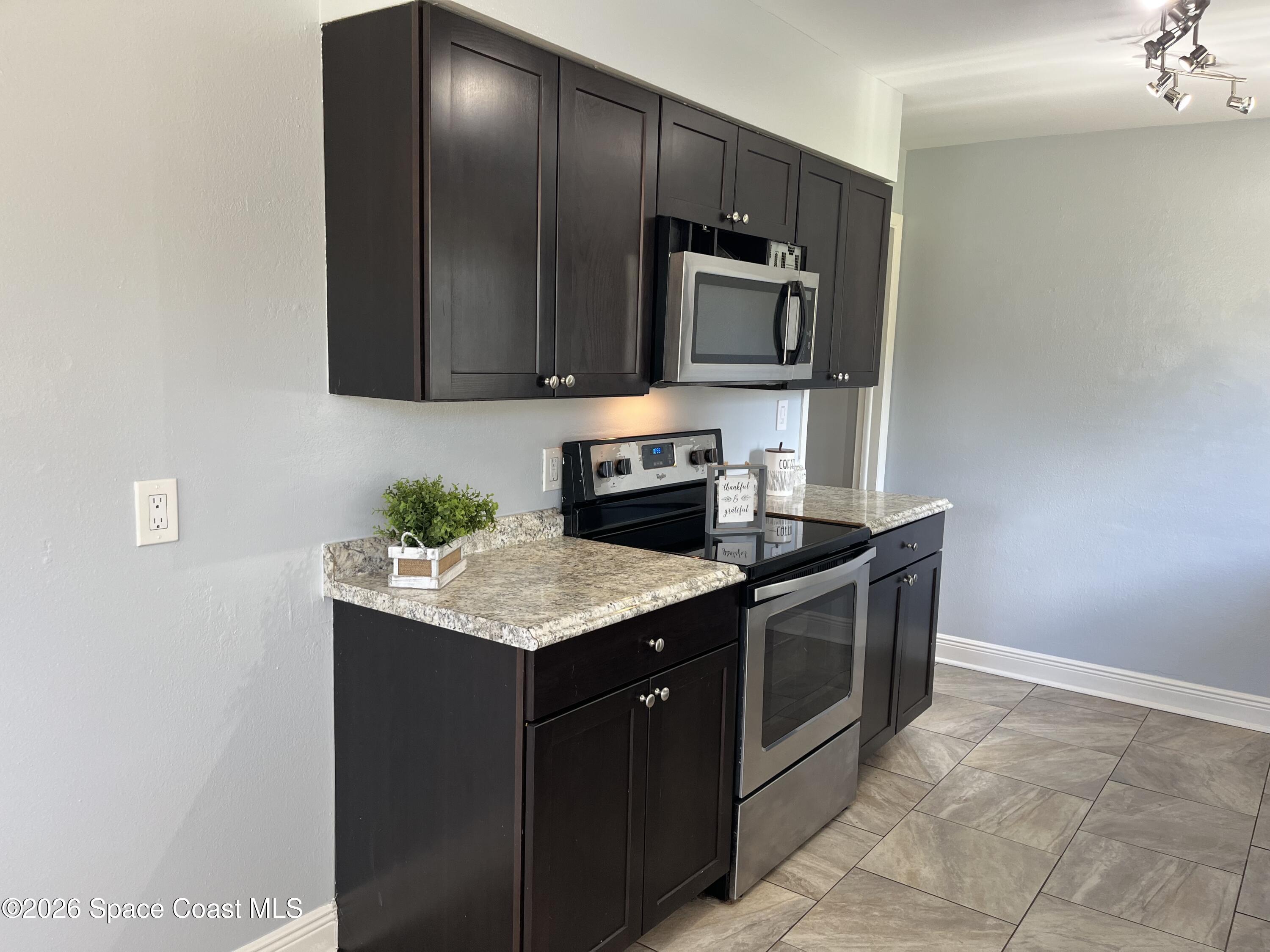 521 Fern Avenue Property Photo 23