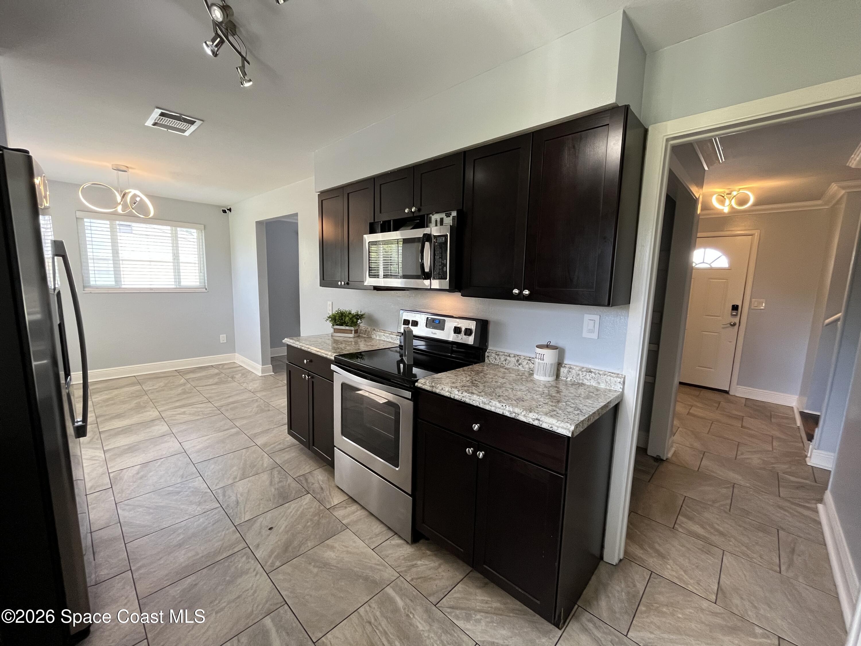 521 Fern Avenue Property Photo 24
