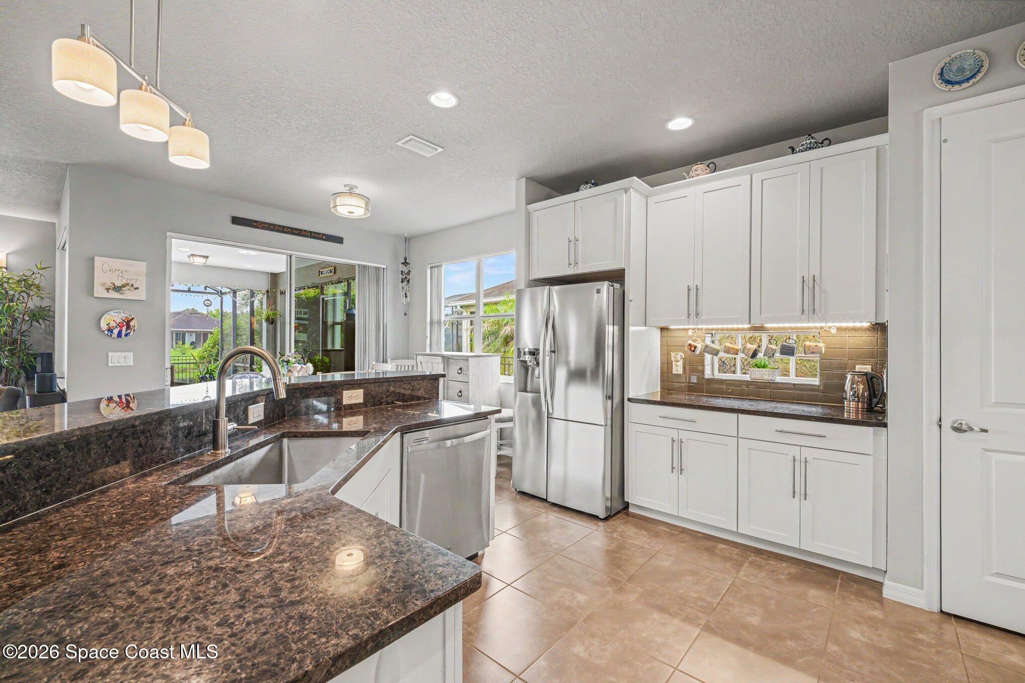 7991 Strom Park Drive Property Photo 10
