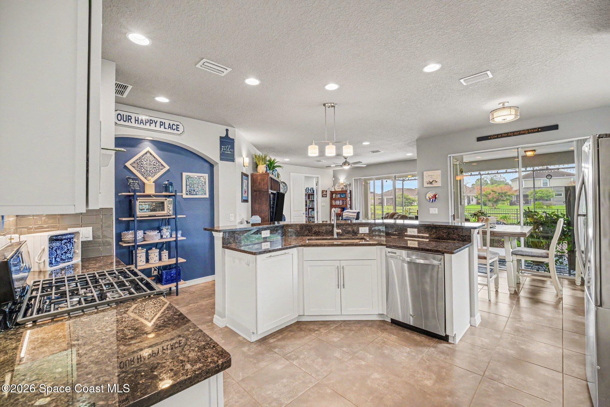 7991 Strom Park Drive Property Photo 12