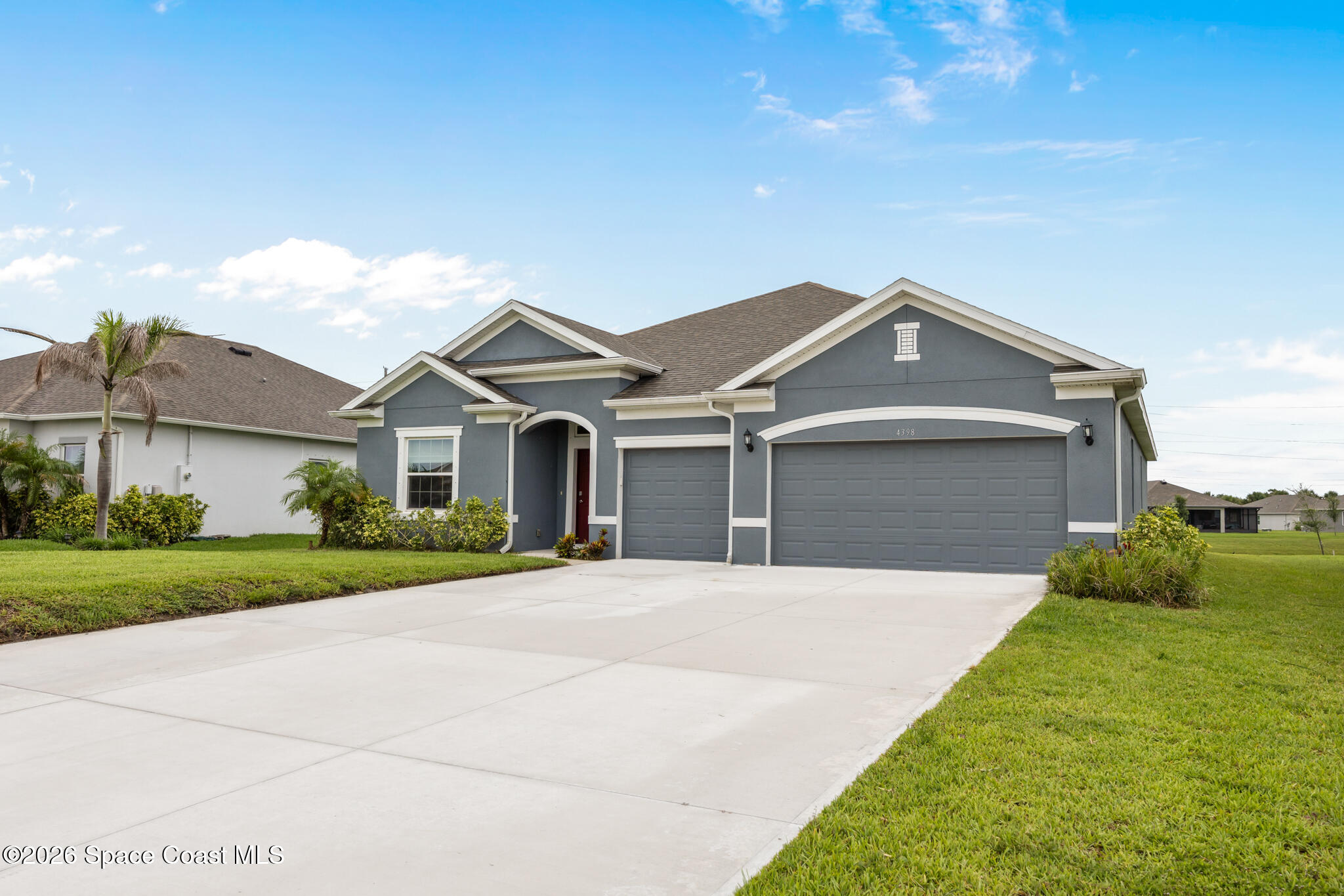 4398 Lago Vista Drive Property Photo 1
