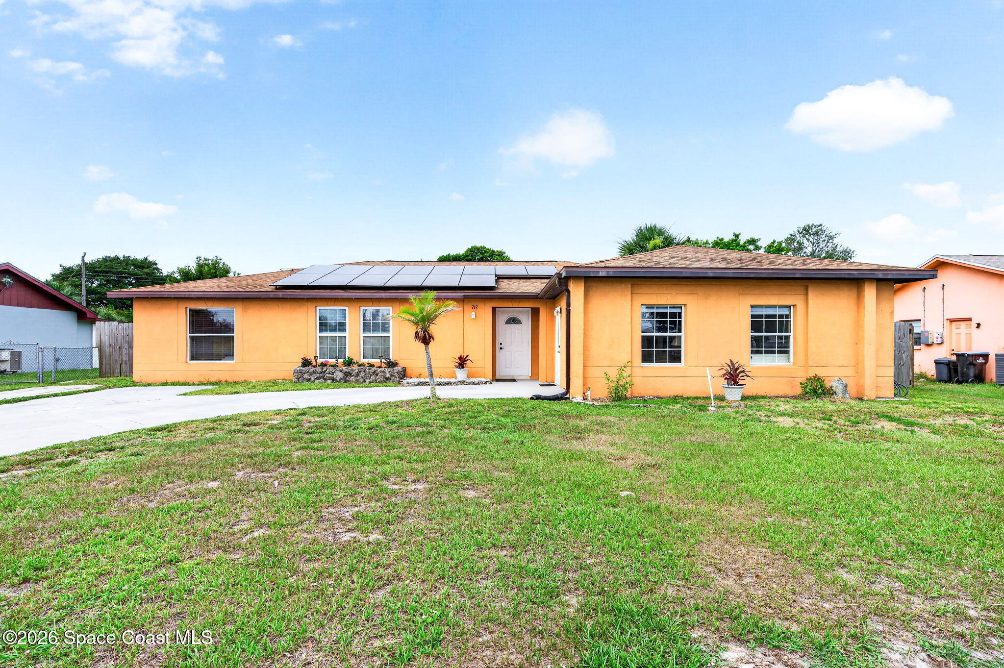 719 Bianca Drive Ne Property Photo 1