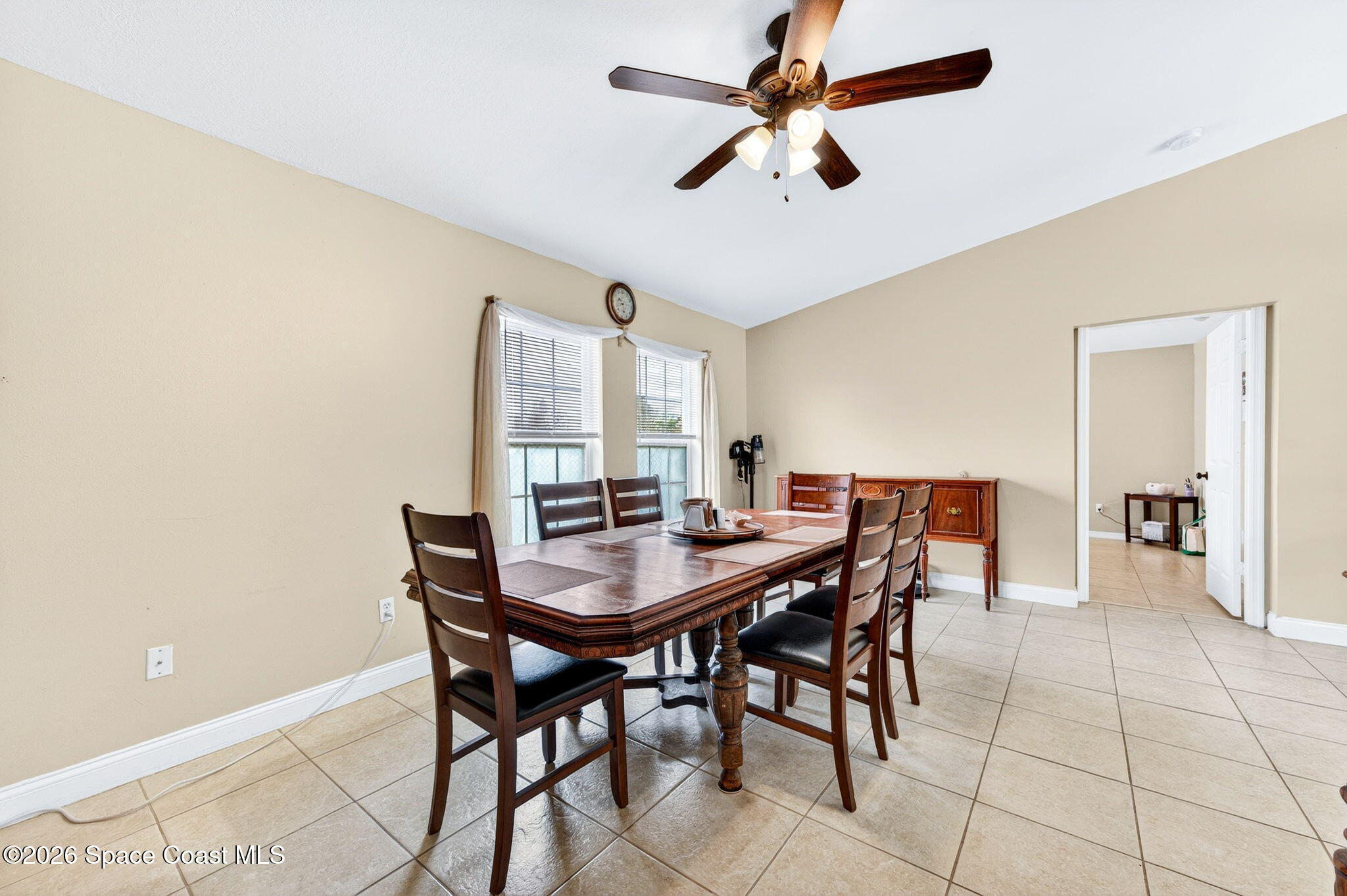 719 Bianca Drive Ne Property Photo 4