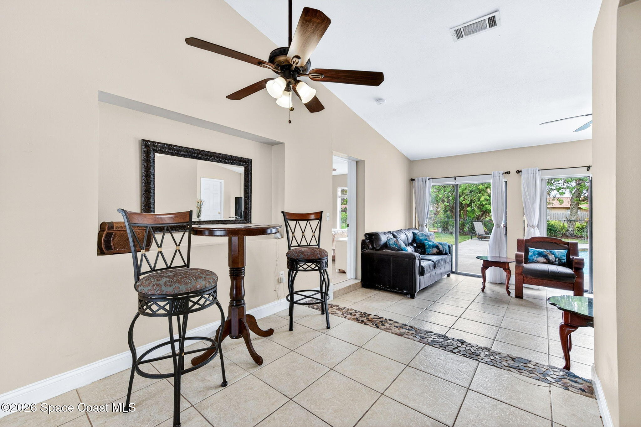 719 Bianca Drive Ne Property Photo 5
