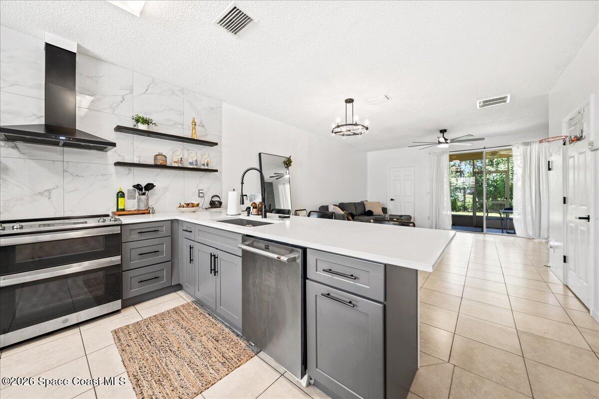 2990 S Fiske Boulevard L2 Property Photo 6
