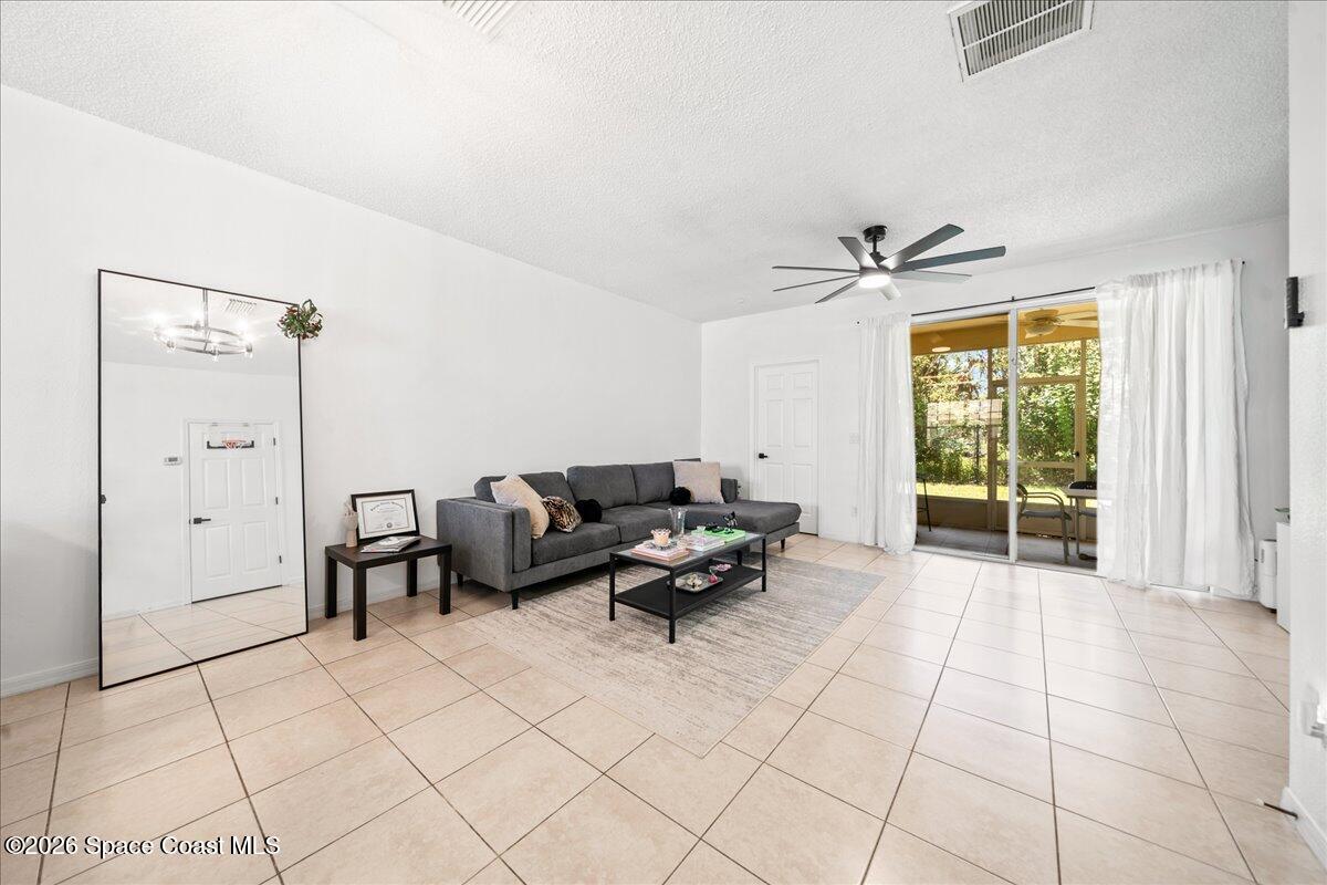 2990 S Fiske Boulevard L2 Property Photo 13