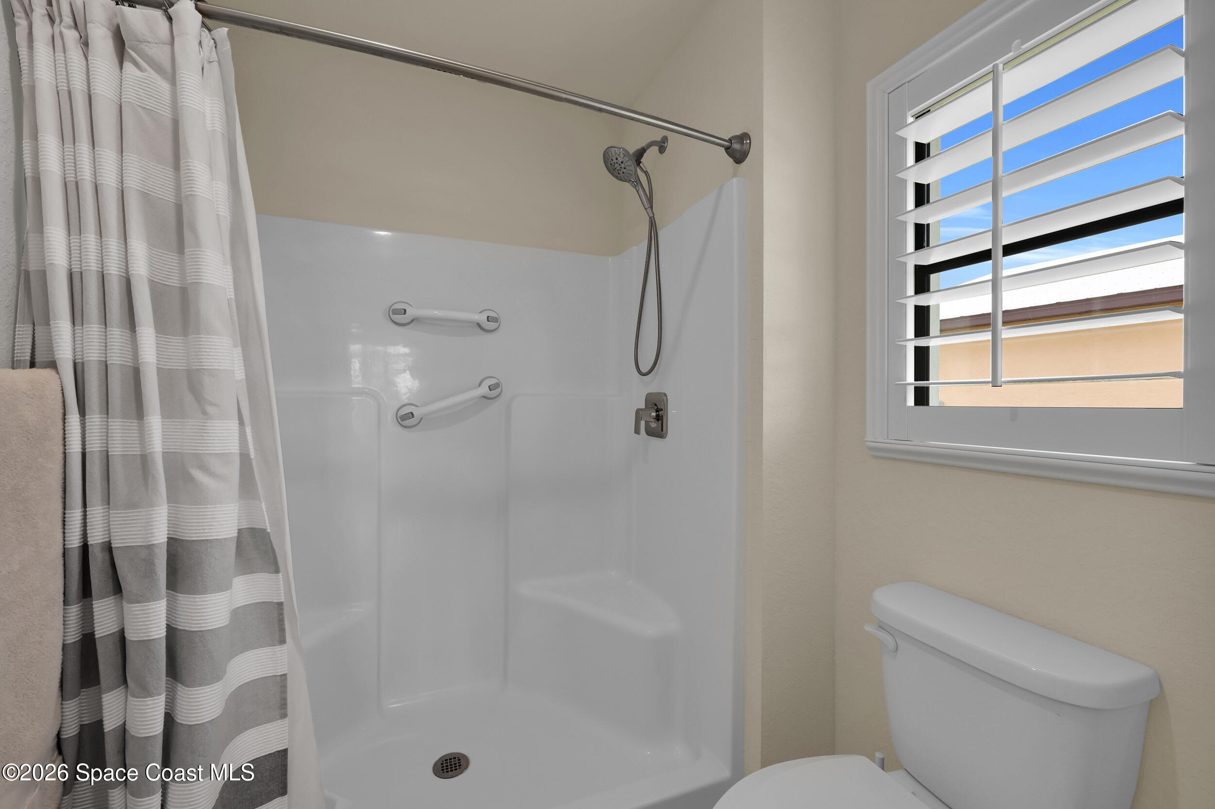 22 Alta Loma Property Photo 19