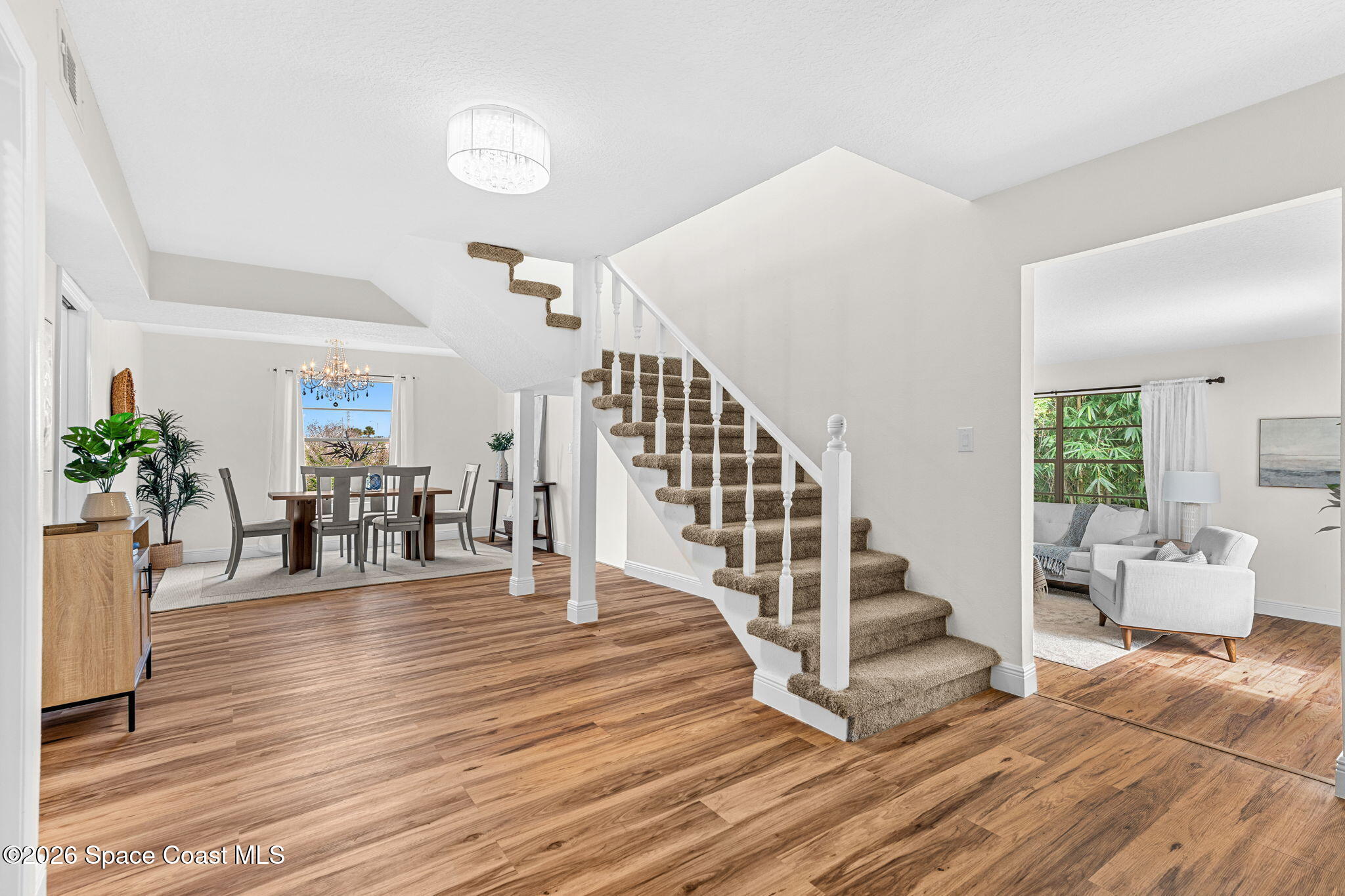 750 W Whitmire Drive Property Photo 12