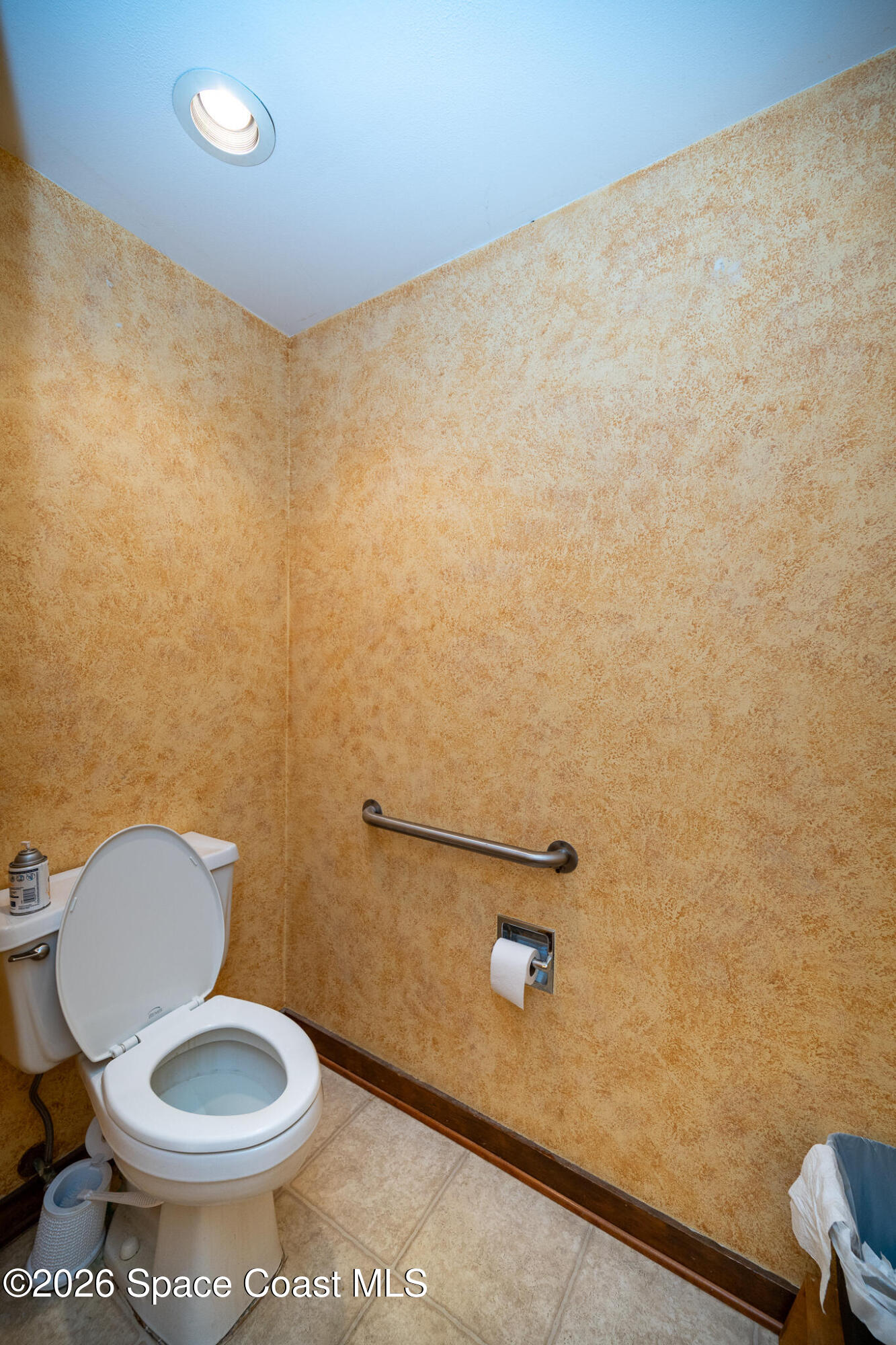 1365 N Courtenay Parkway B Property Photo 14