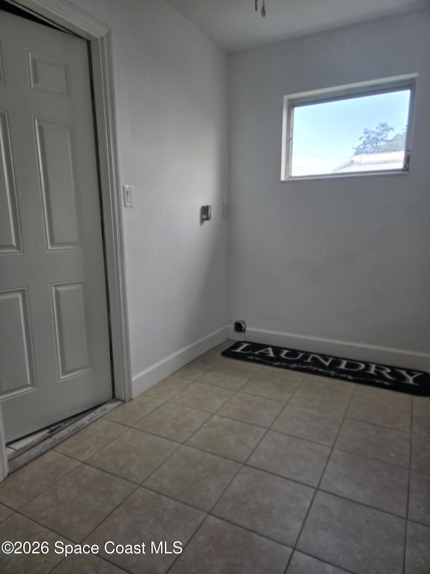 1796 Pontiac Circle N Property Photo 31
