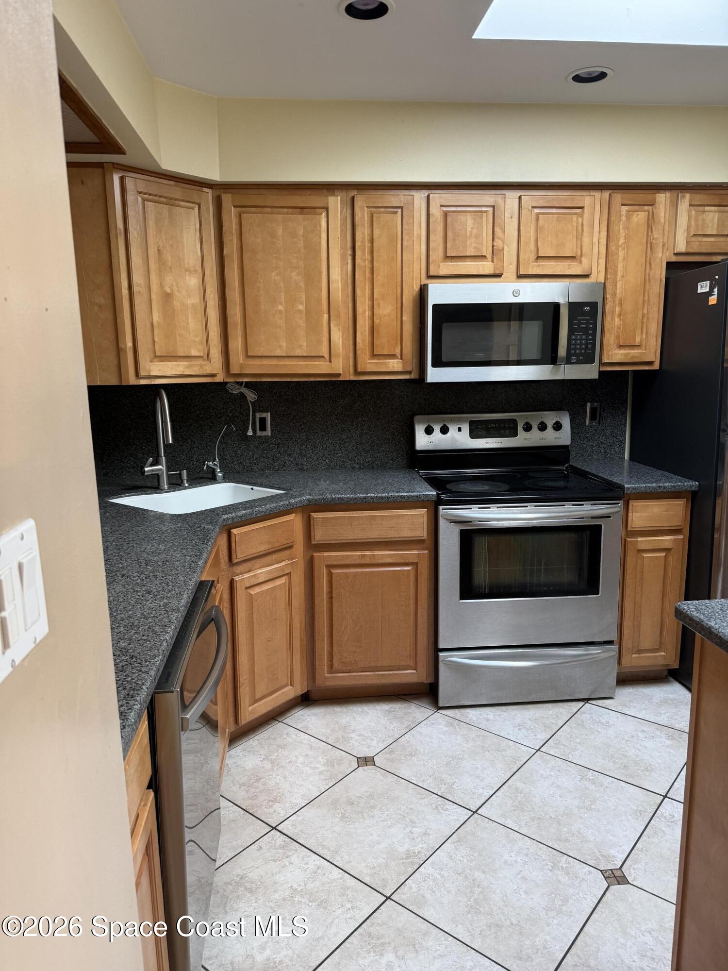 3029 Kirkland Road Ne Property Photo 5