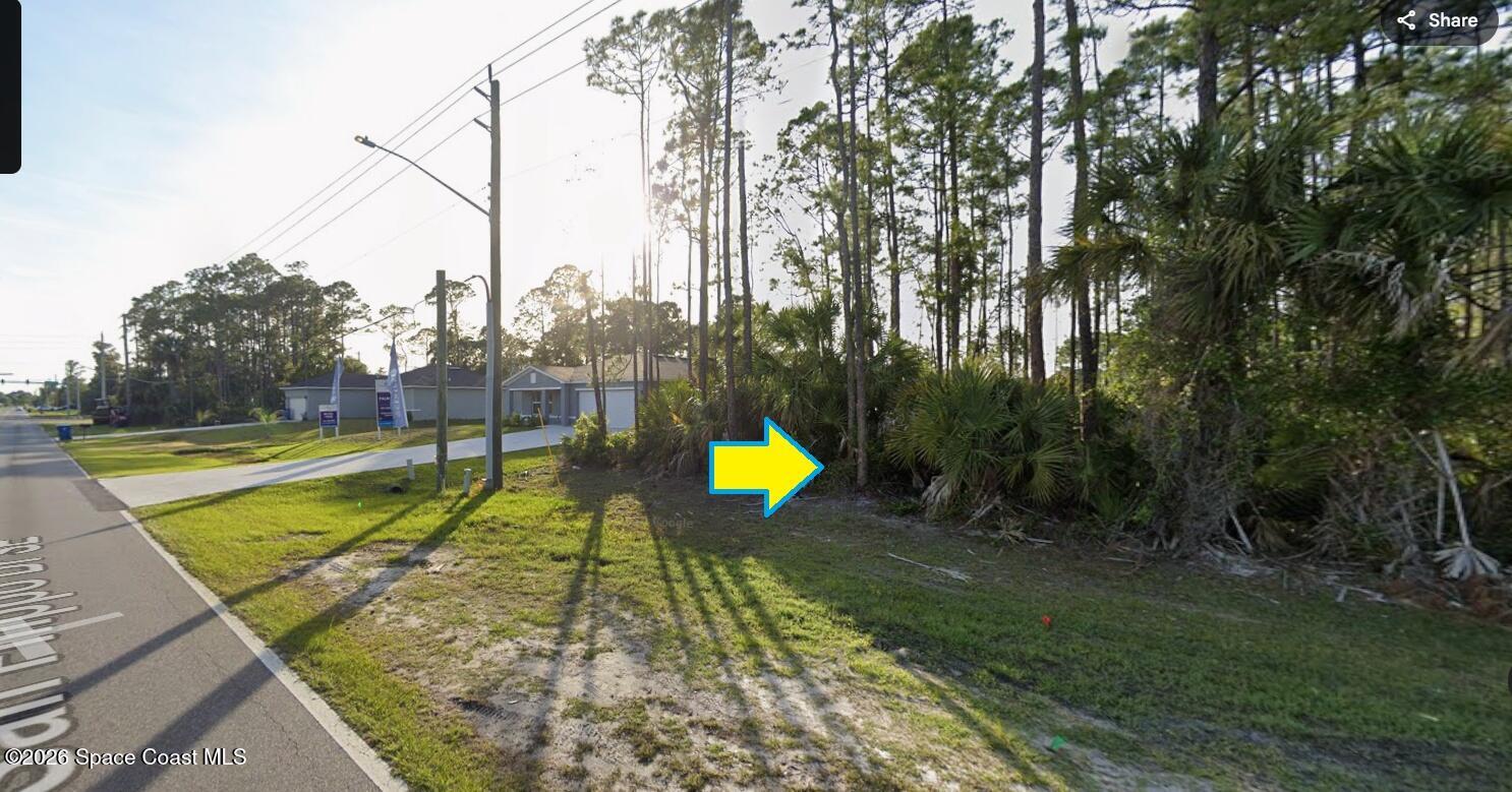 2400 San Filippo Drive Se Property Photo 2