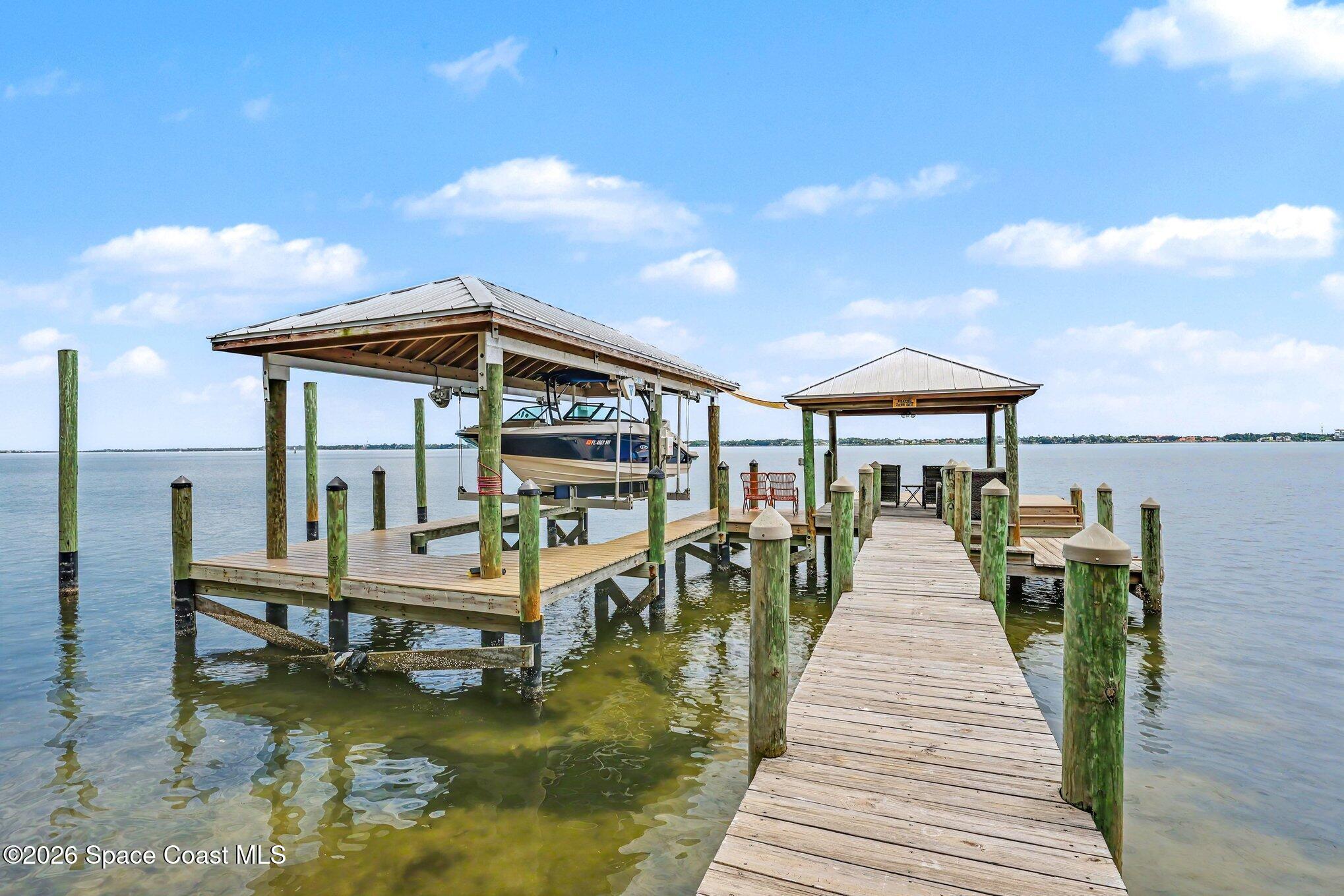 241 Indian River Drive Property Photo 1